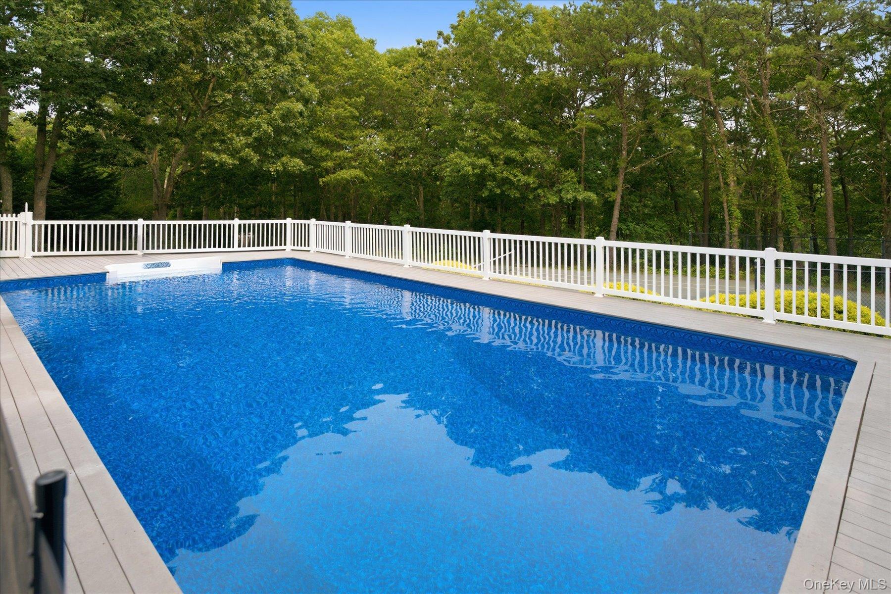 90 Lakeside Lane – For Sale photo 22