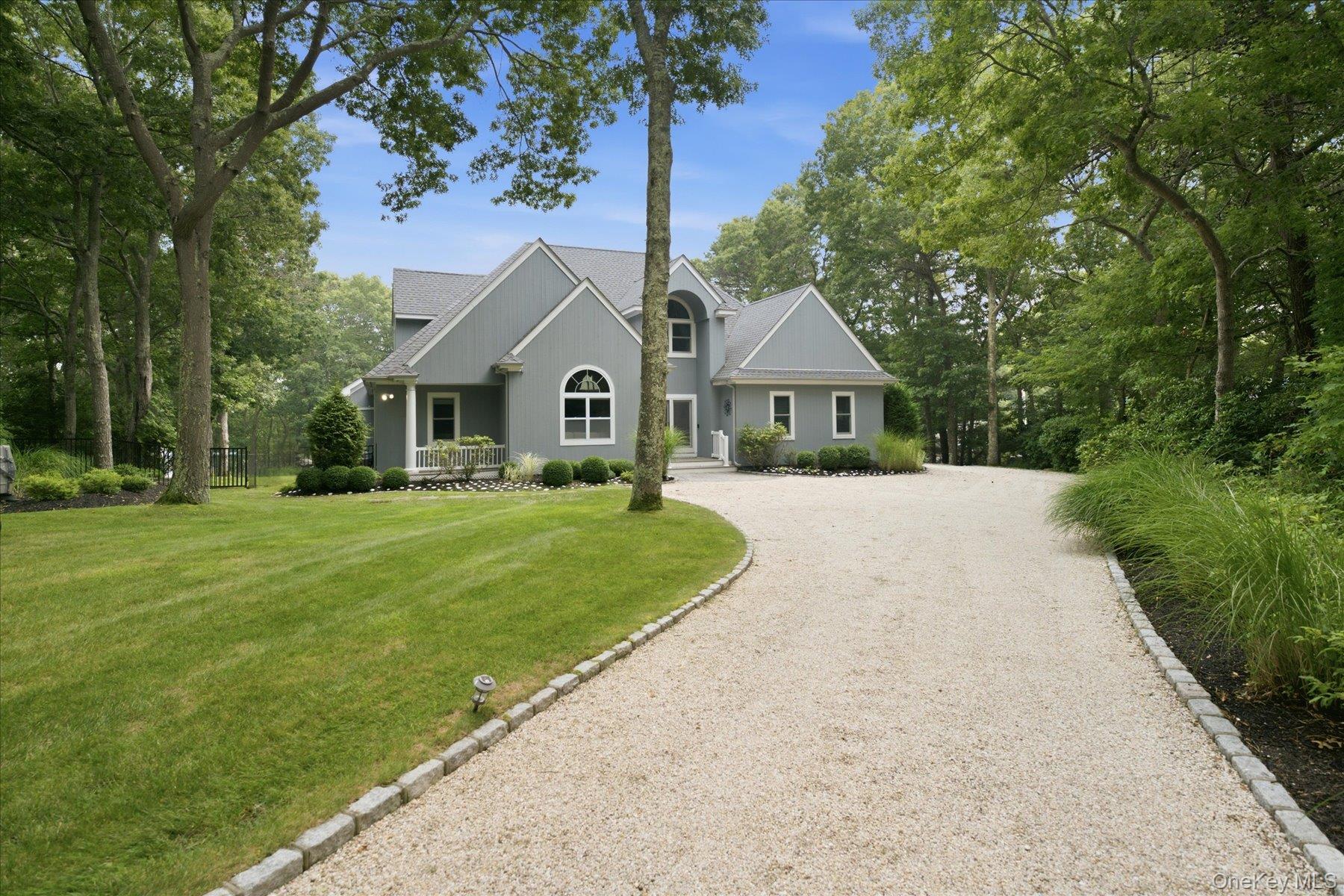 90 Lakeside Lane – For Sale