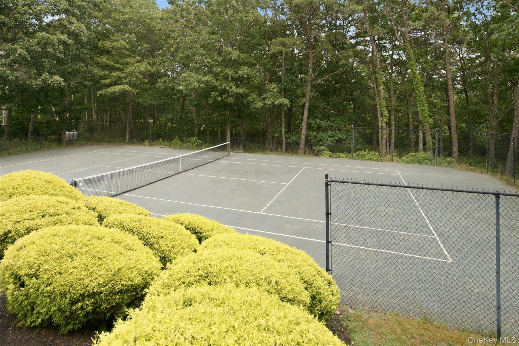 90 Lakeside Lane – For Sale photo 27
