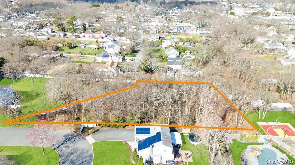 Peconic Street – For Sale photo 3