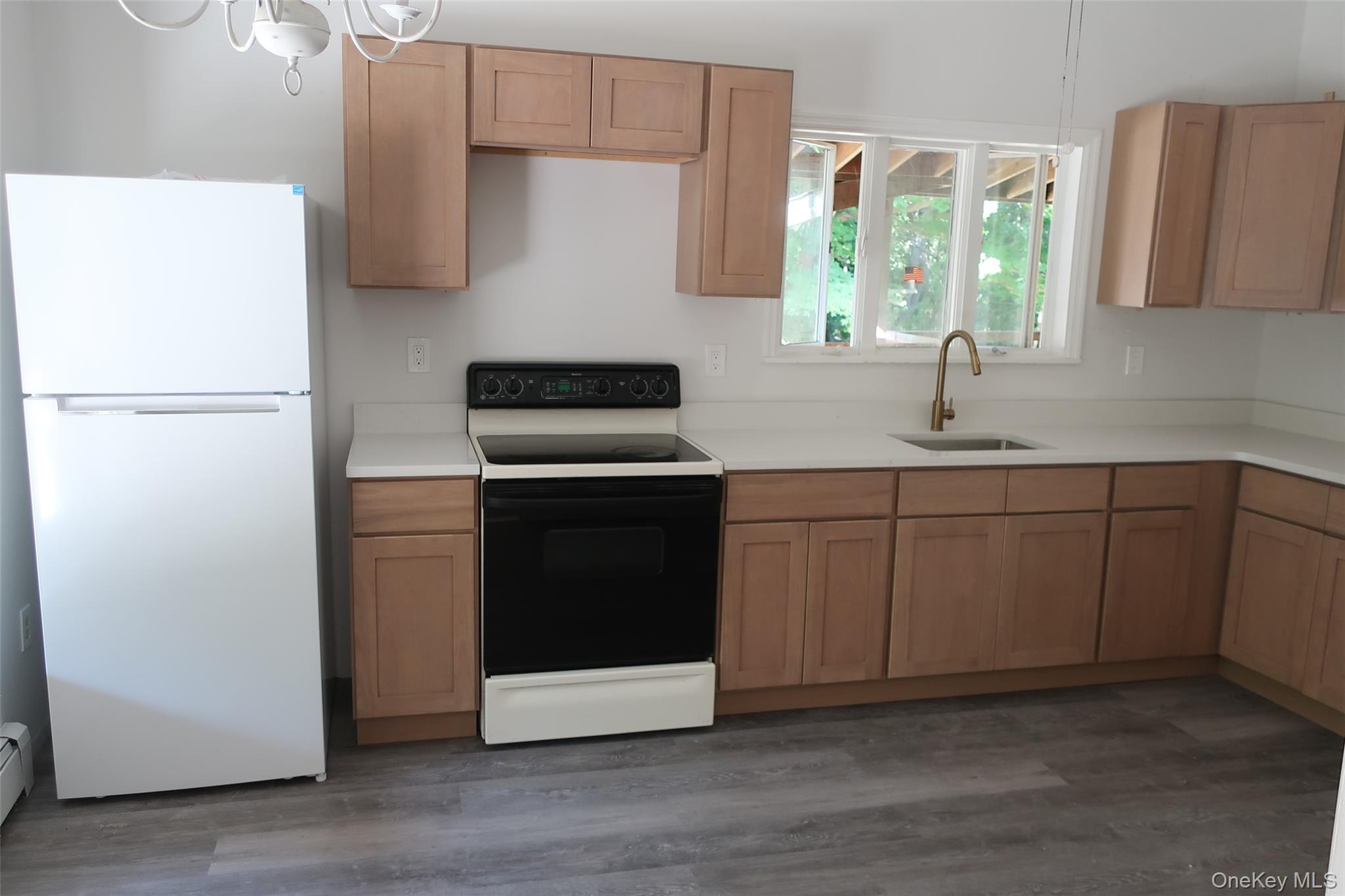 9 Conklin Lane – For Rent photo 4