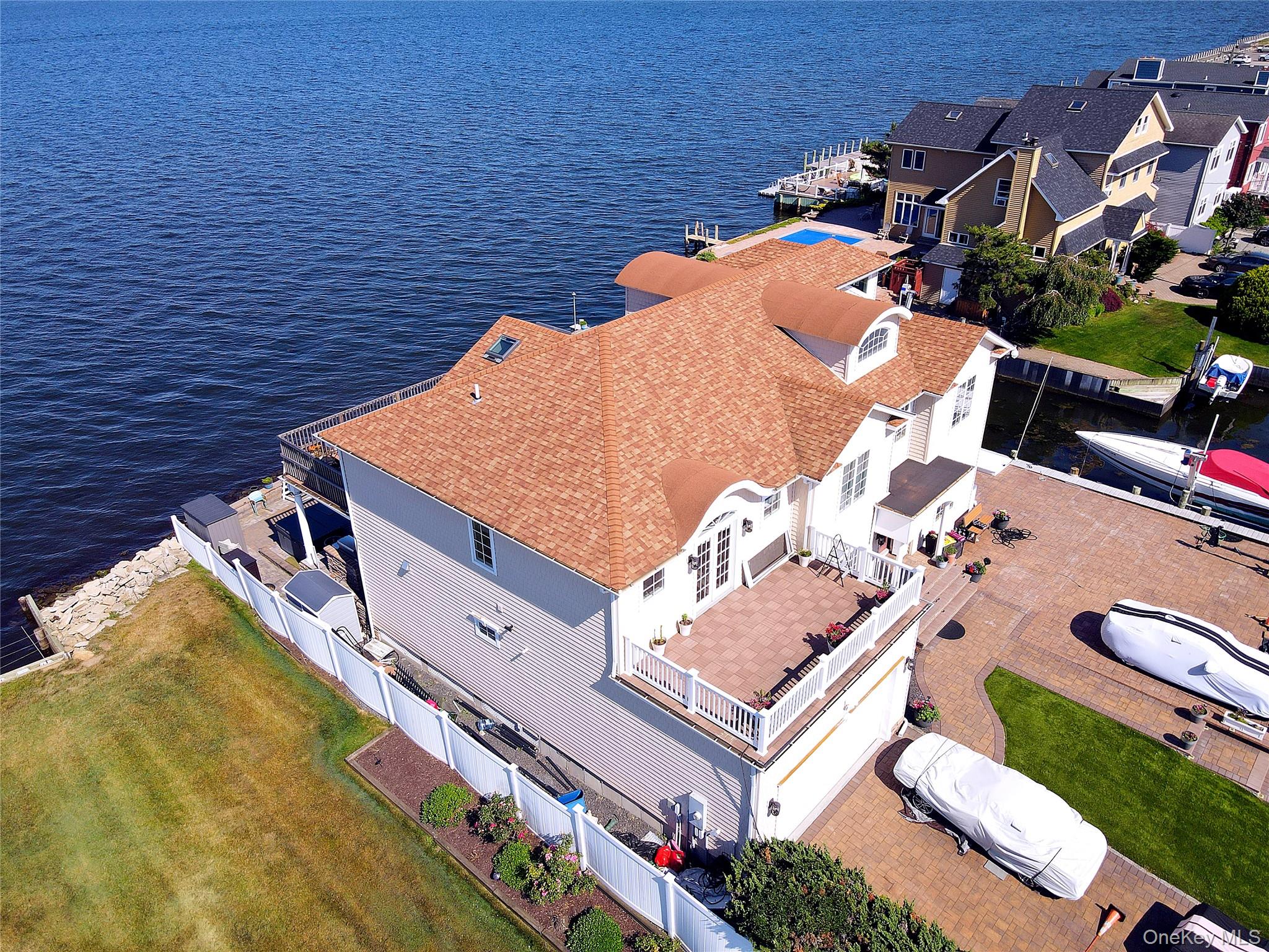 75 Yacht Club Road – For Sale photo 3