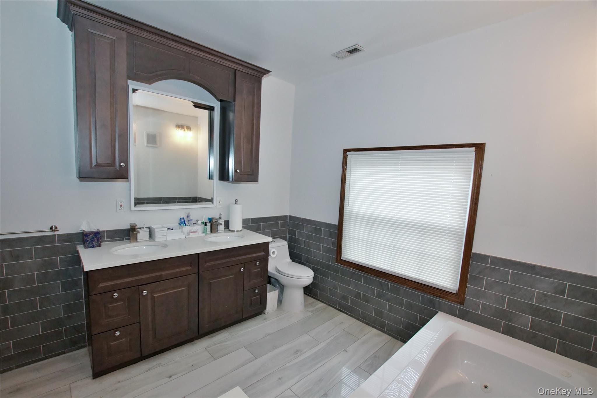 278 S Long Beach Avenue – For Sale photo 21