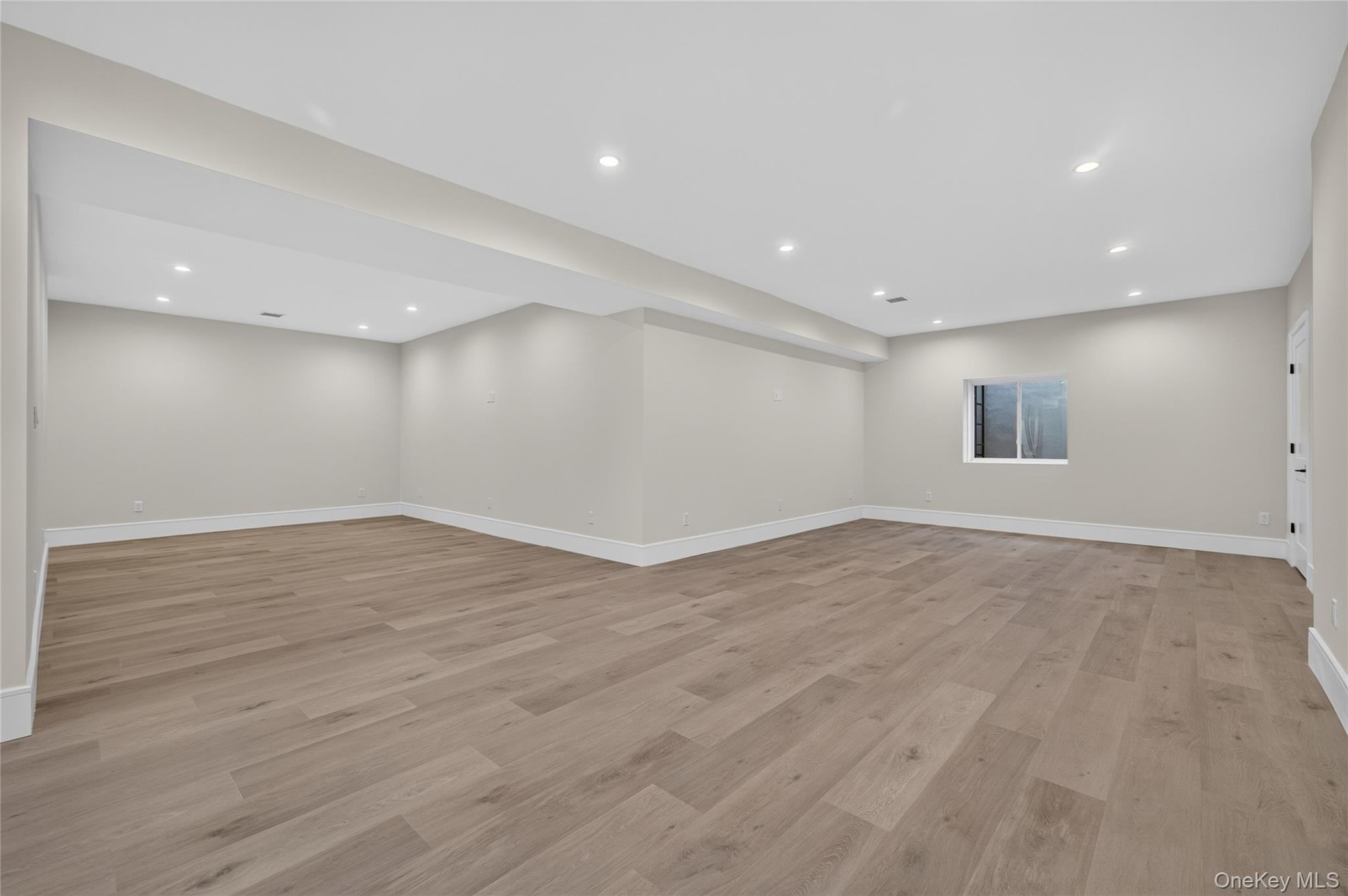 15 Glen Road – For Sale photo 37