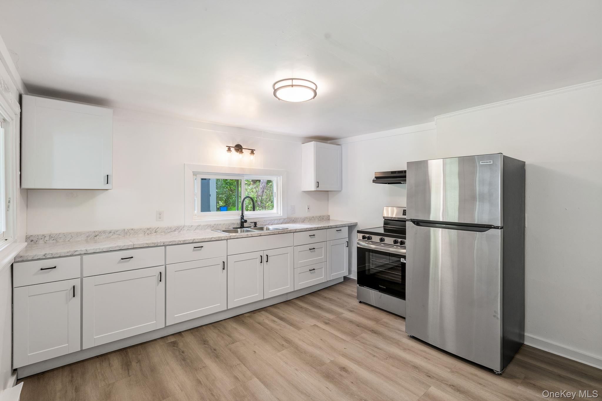 10 Conway Place – For Sale photo 8