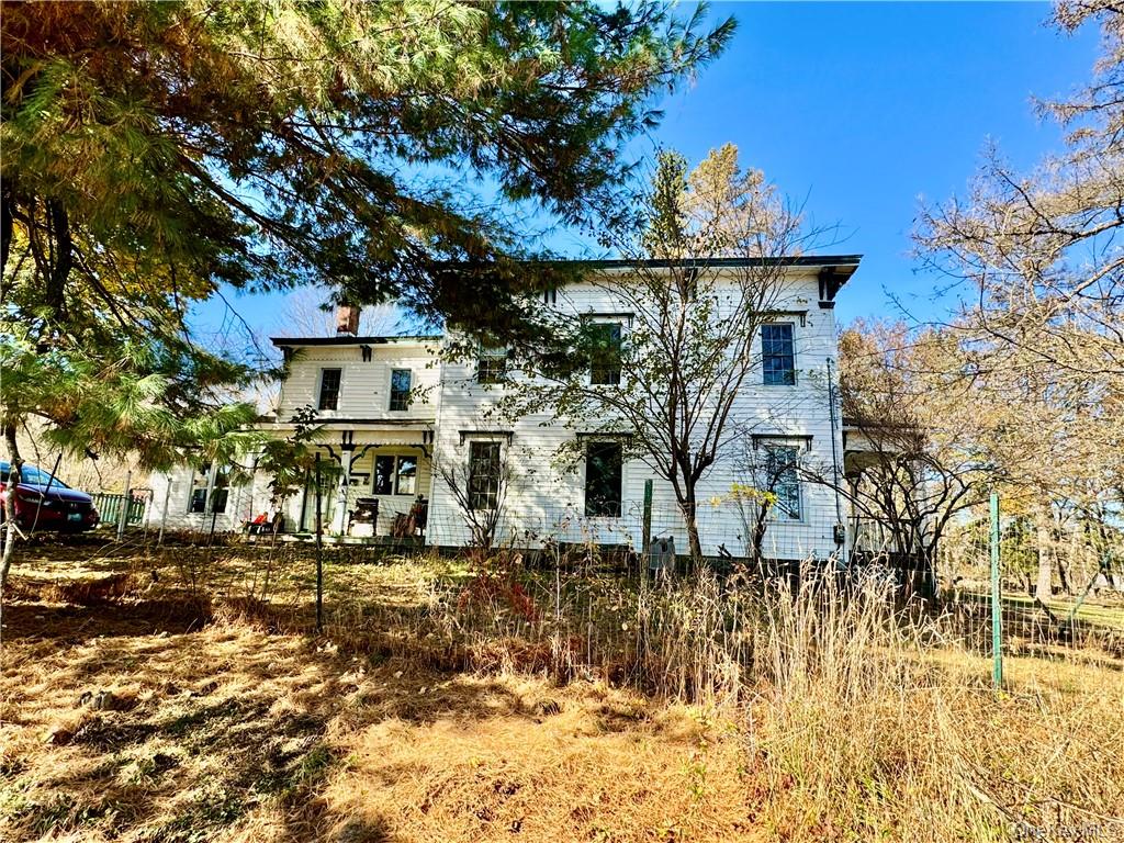 255 Howells Road – For Sale photo 4