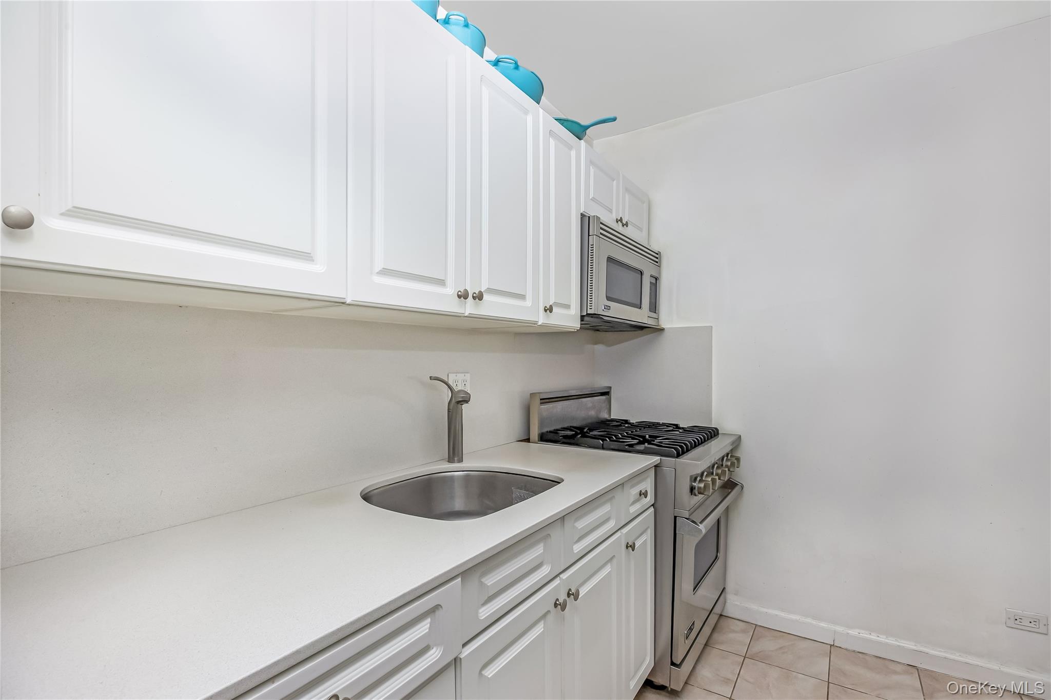 88-02 35th Avenue, Unit 6M photo 8