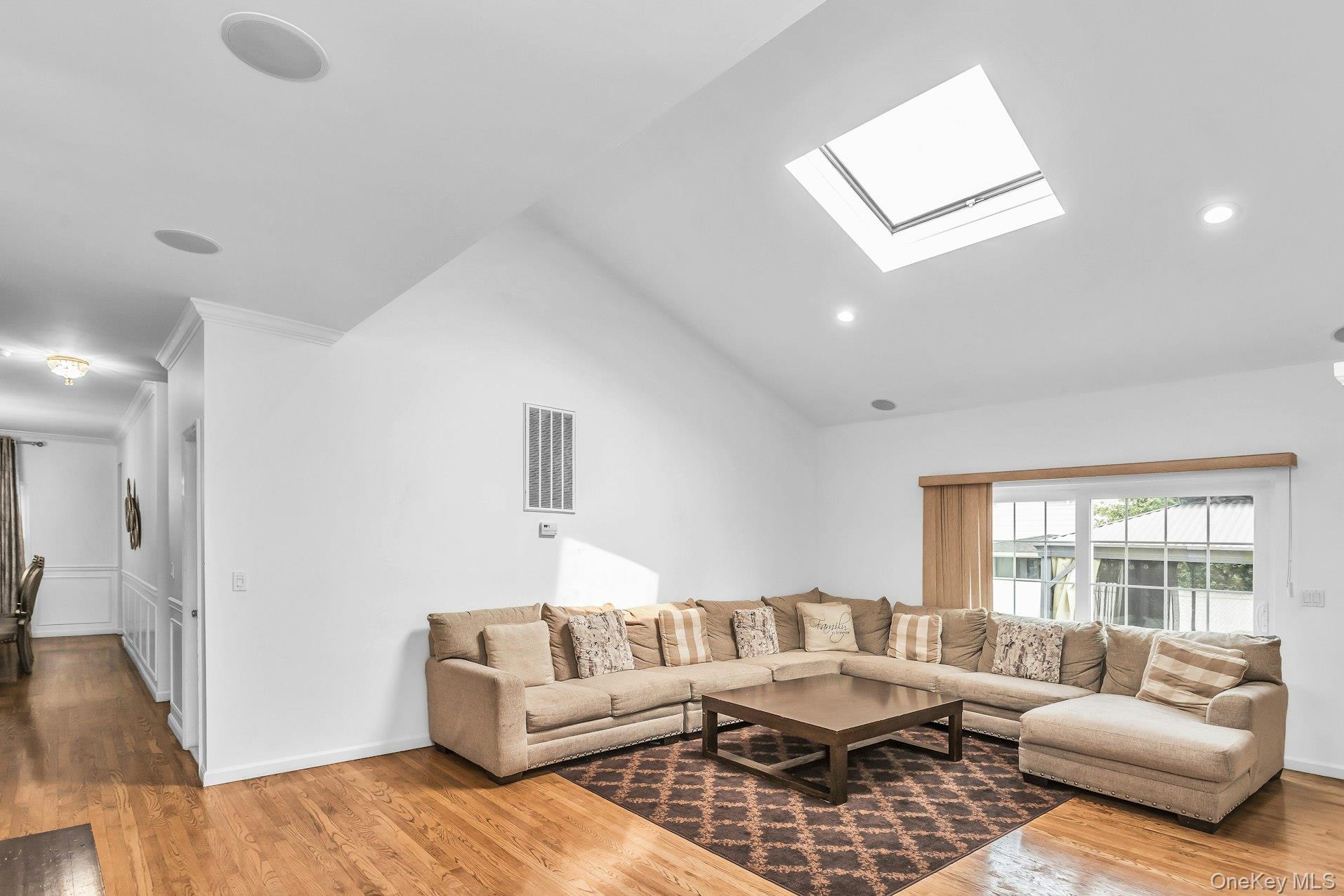2800 Janet Avenue – For Sale photo 9