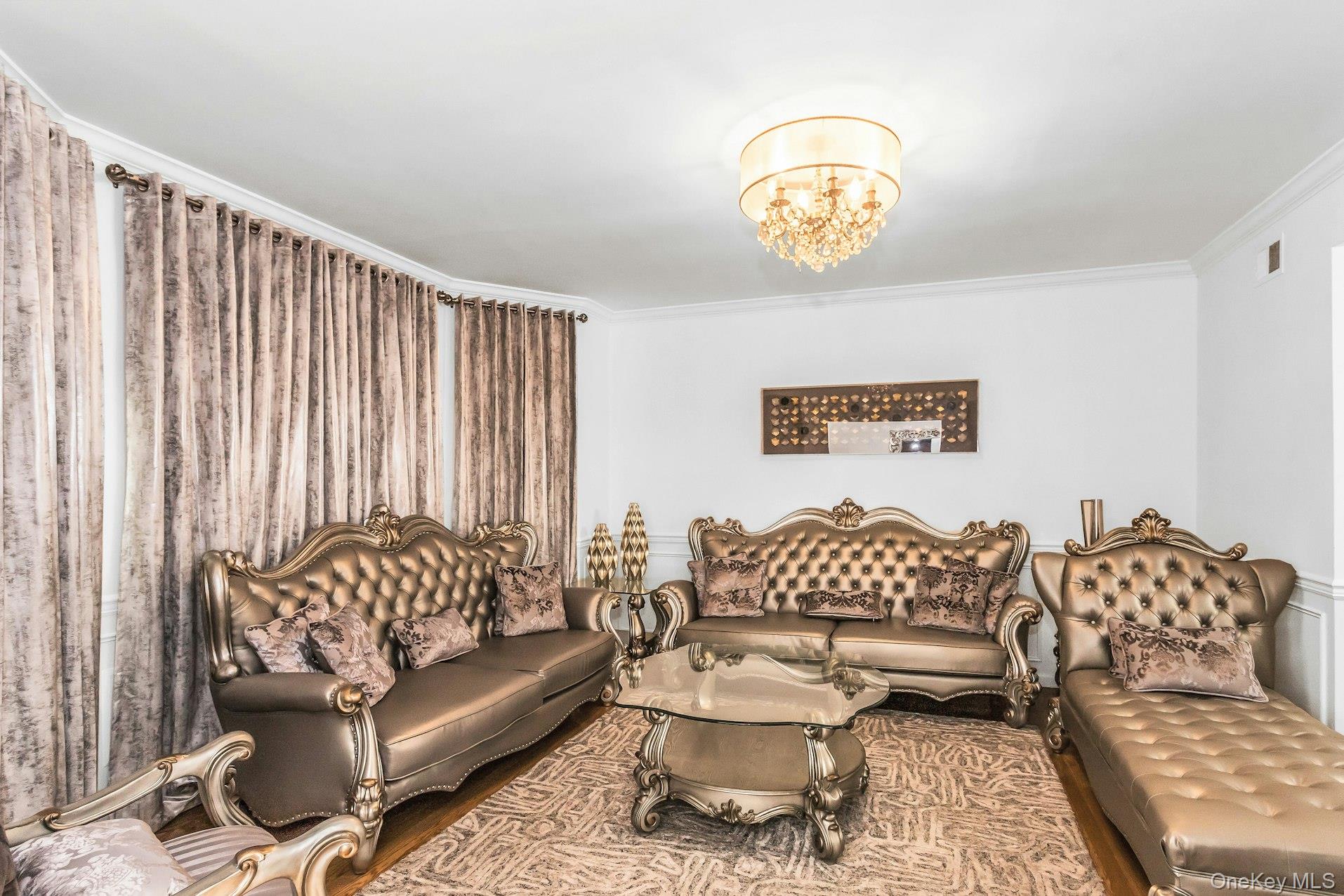 2800 Janet Avenue – For Sale photo 3