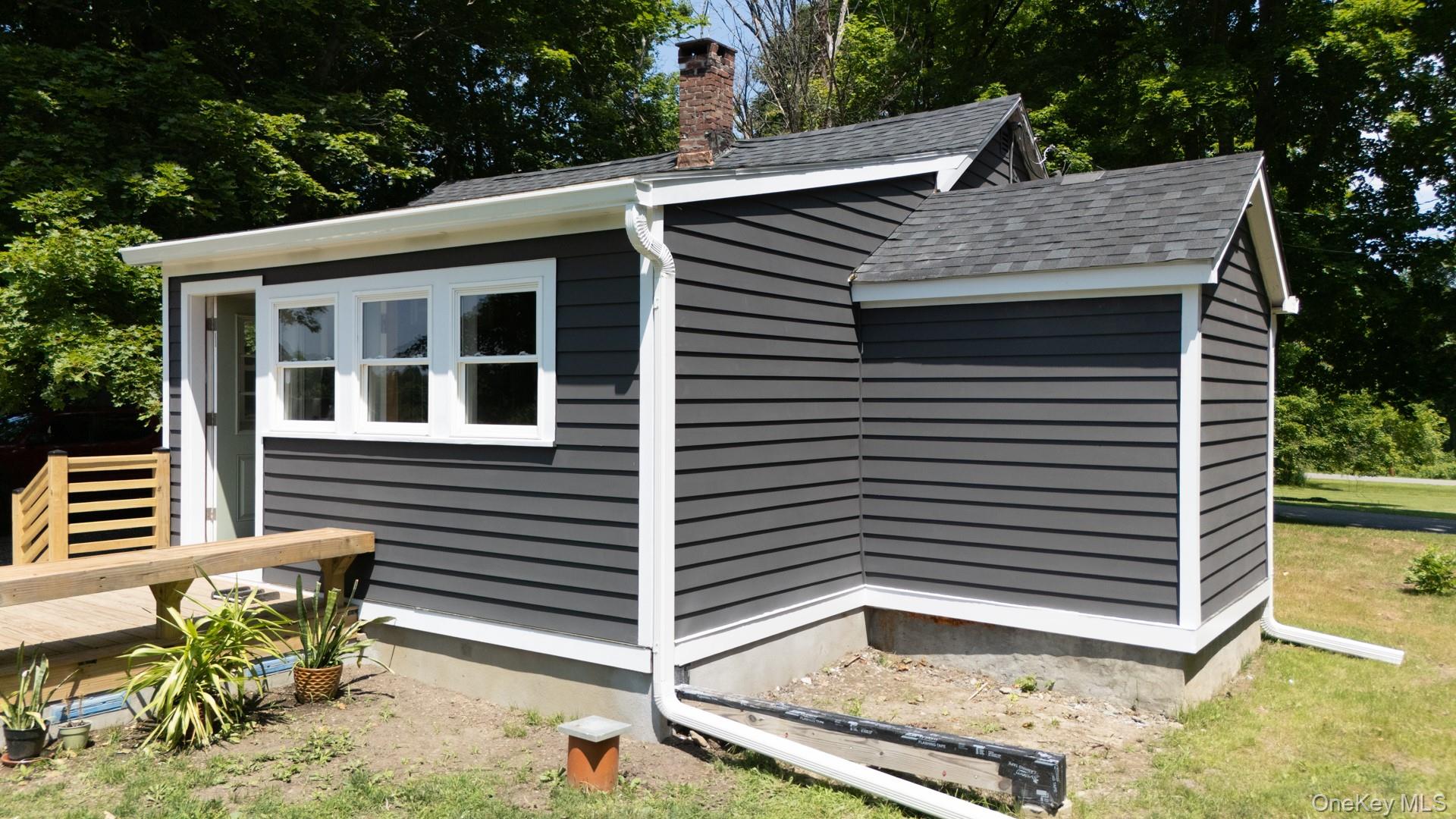 90 State Line Road – For Sale photo 3