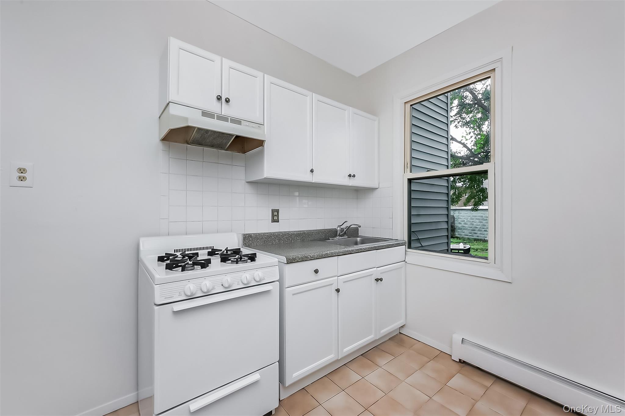 22-12/14 126th Street – For Sale photo 7