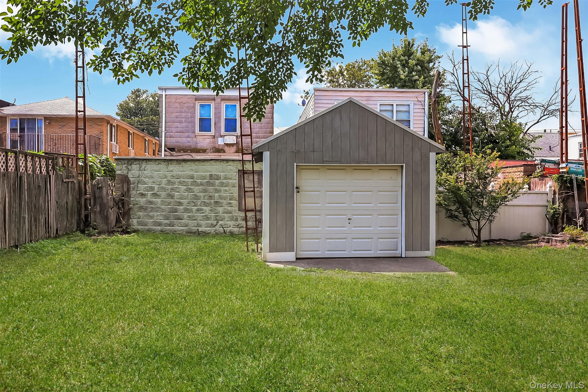 22-12/14 126th Street – For Sale photo 38