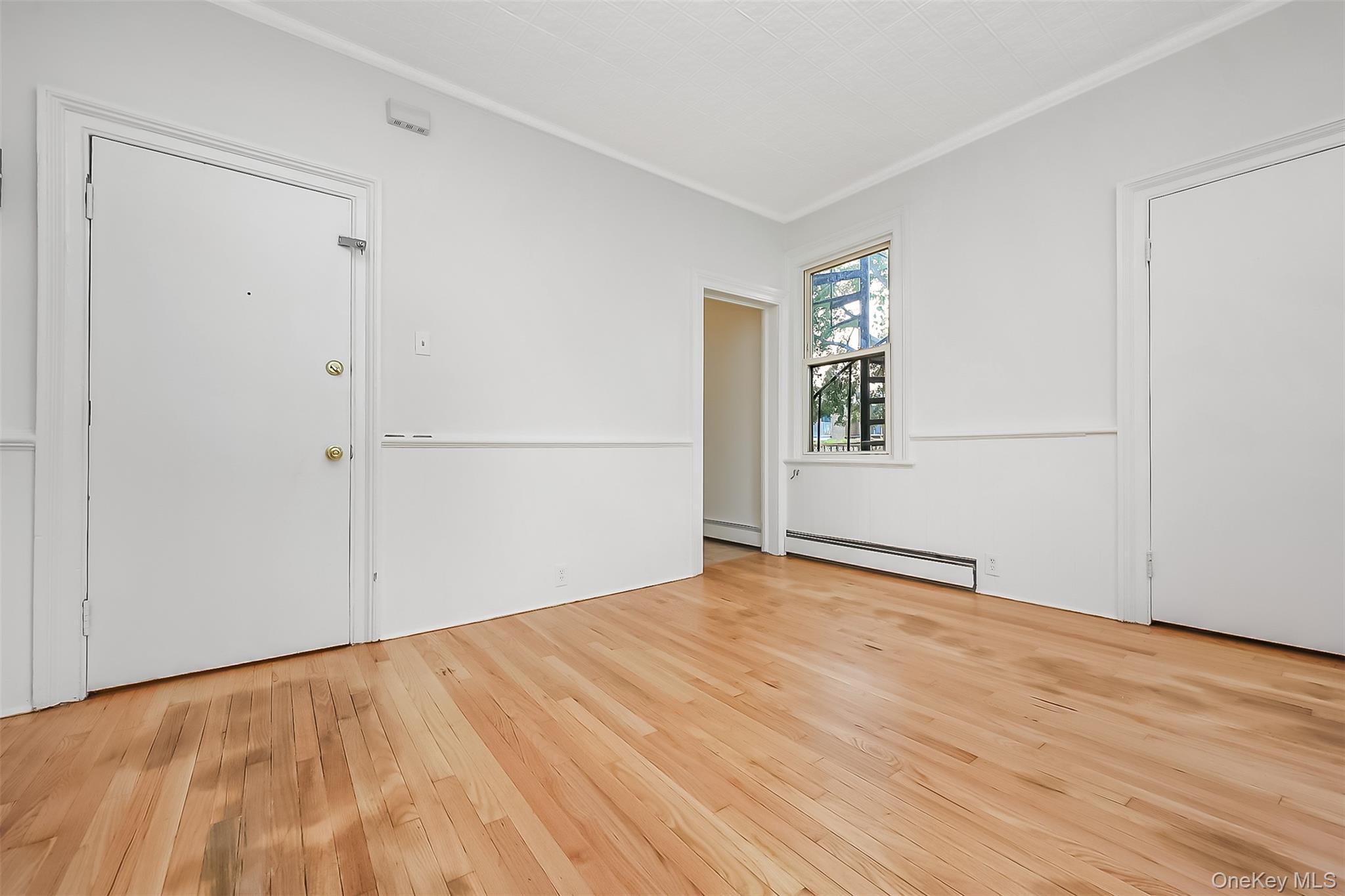 22-12/14 126th Street – For Sale photo 4