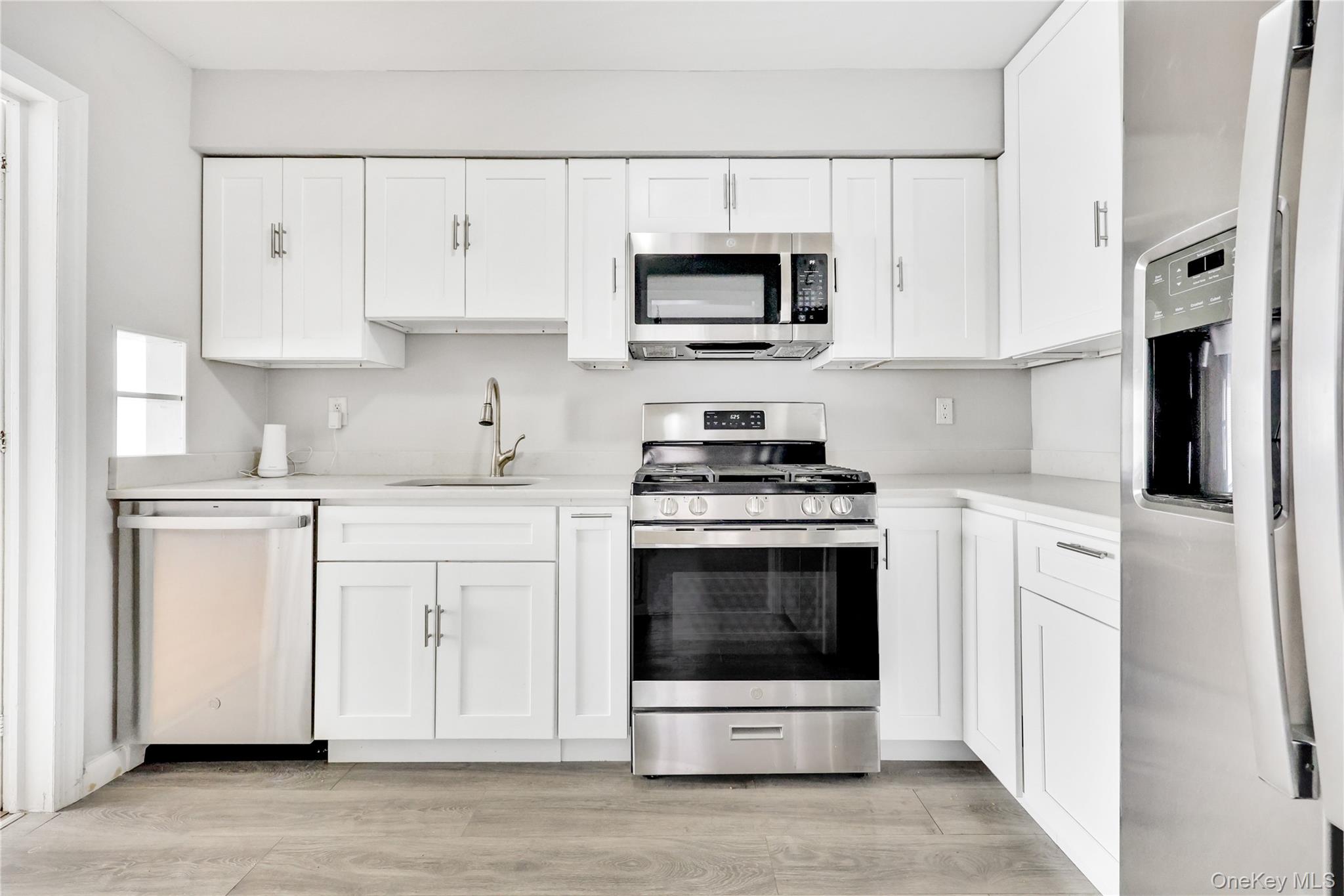 5 Hawthorne Lane – For Rent photo 18