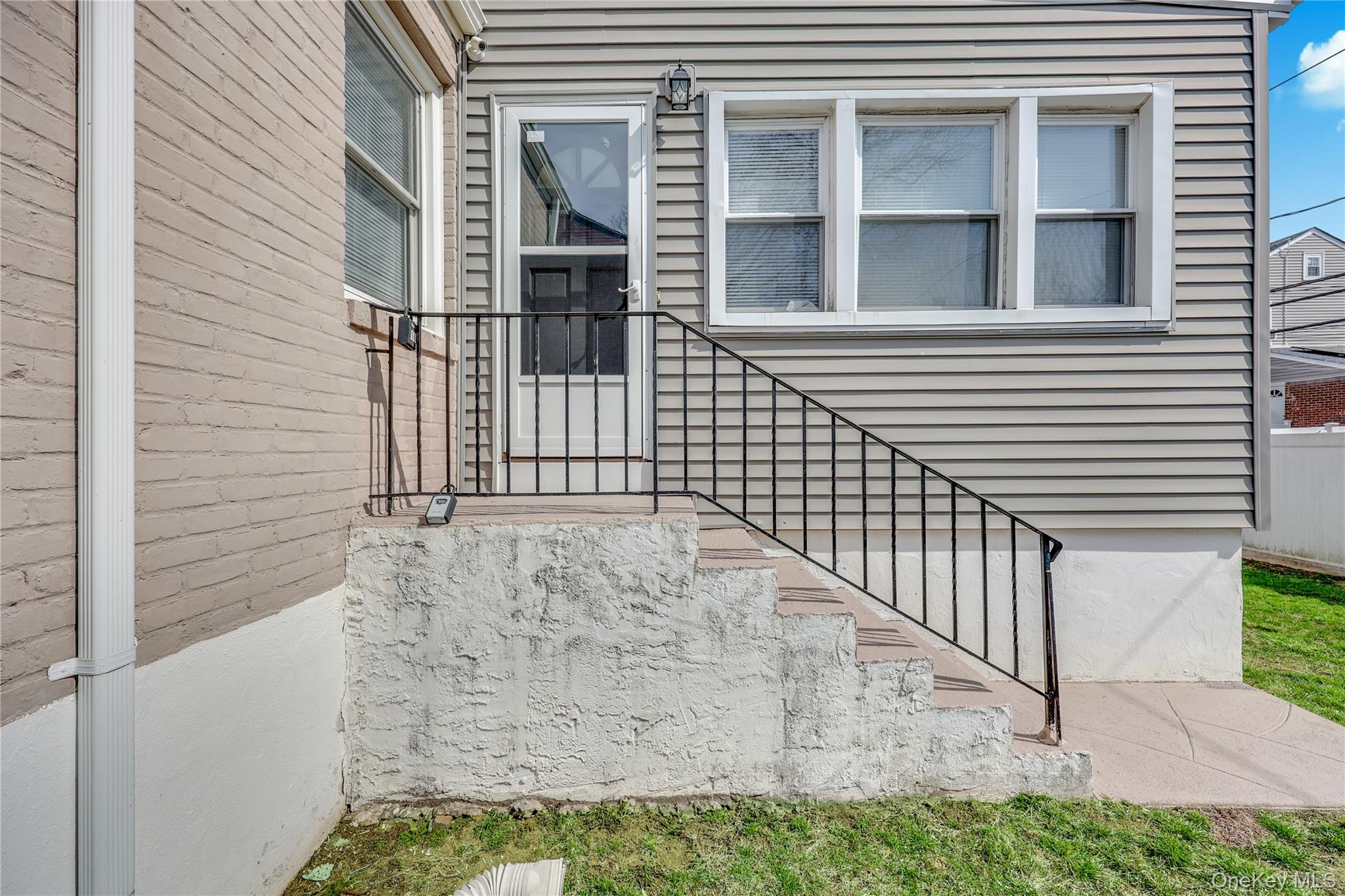 5 Hawthorne Lane – For Rent photo 7
