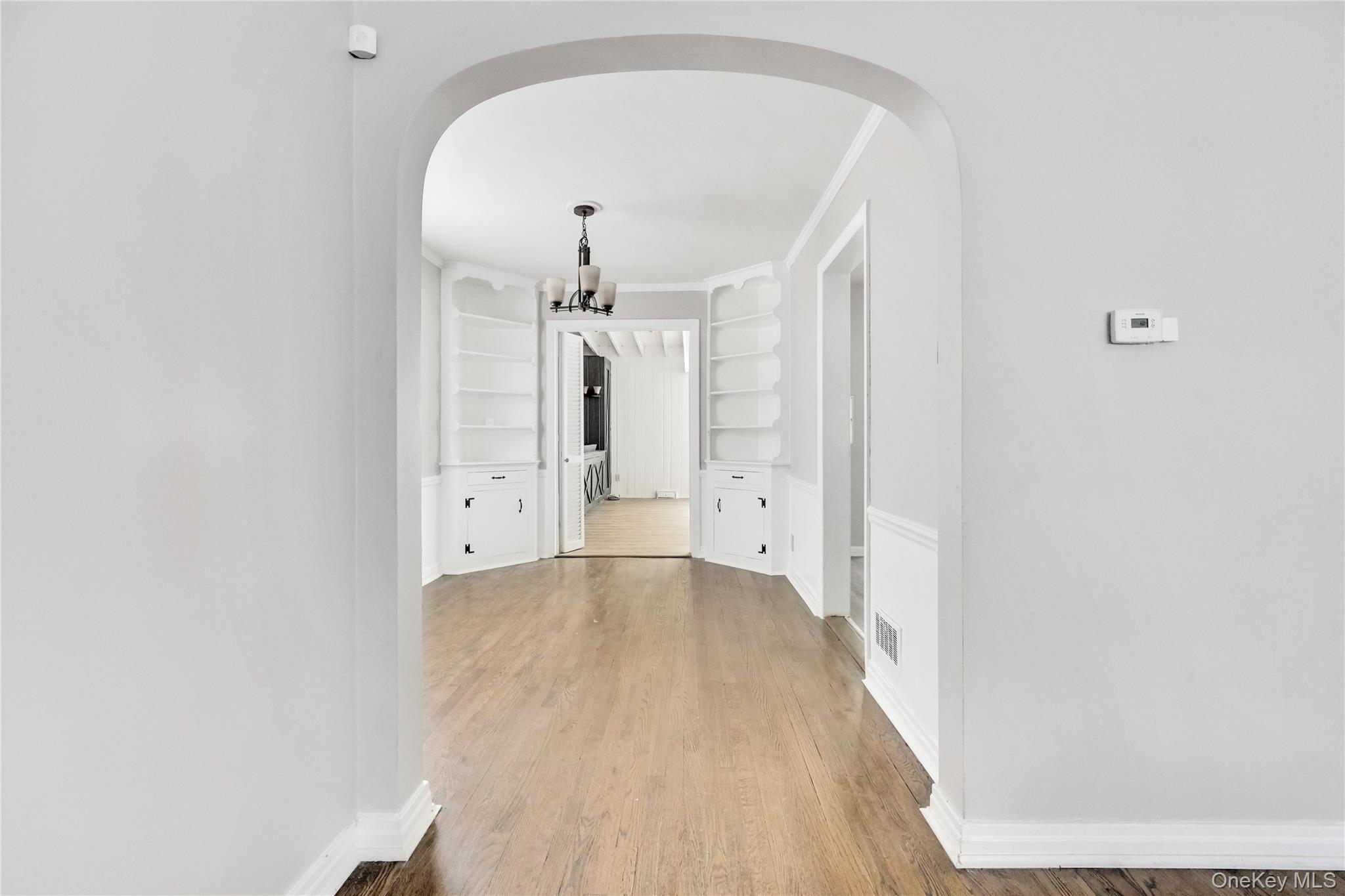 5 Hawthorne Lane – For Rent photo 12