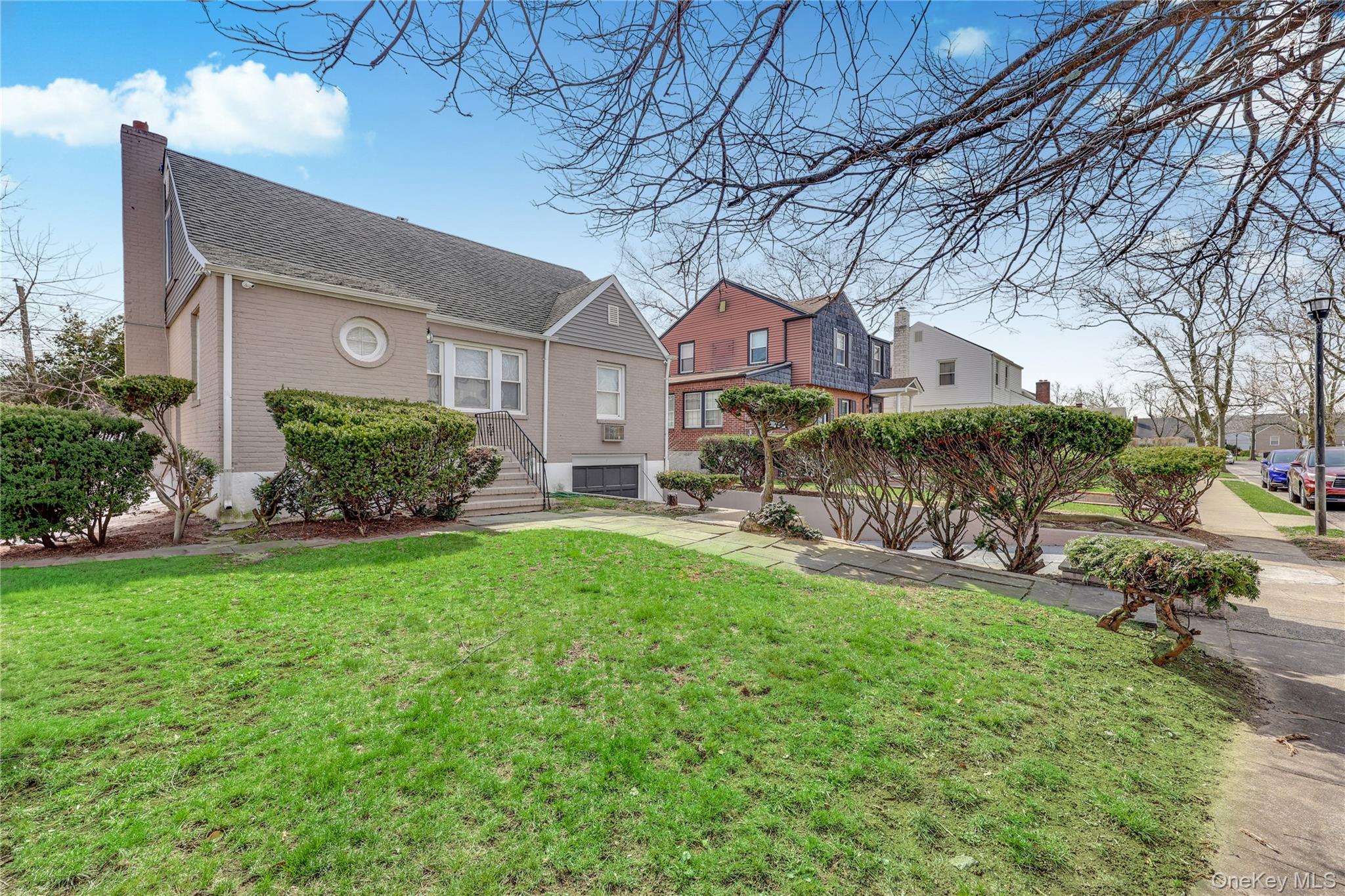 5 Hawthorne Lane – For Rent photo 4