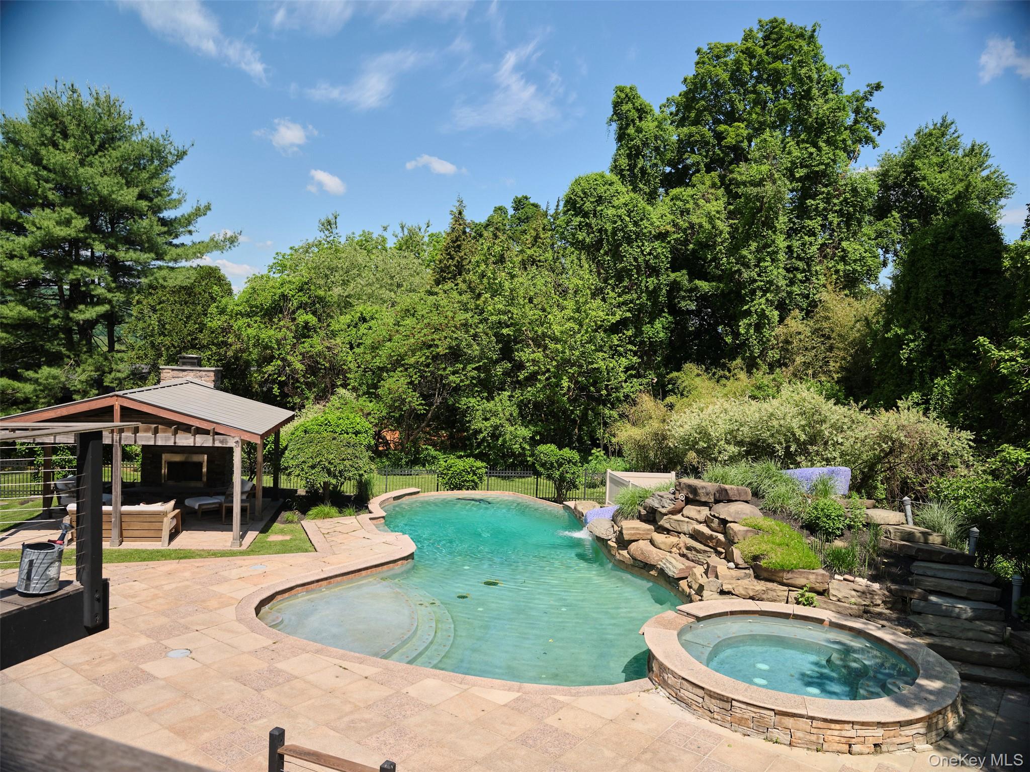 139 Jeffrey Lane – For Sale photo 37