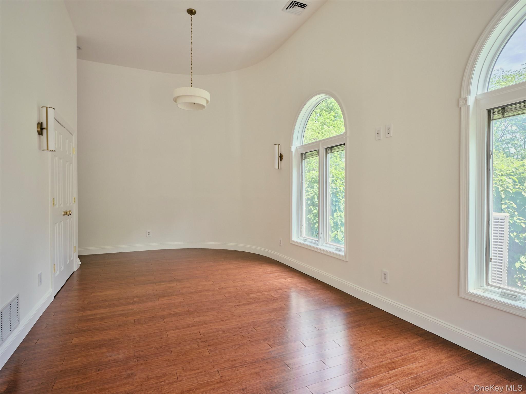 139 Jeffrey Lane – For Sale photo 27