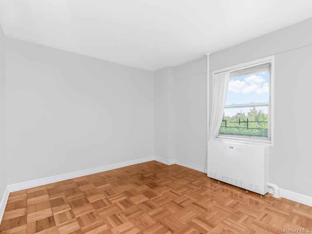 2 Fordham Hill Oval, Unit 5B photo 13