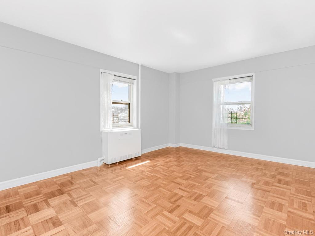2 Fordham Hill Oval, Unit 5B photo 11