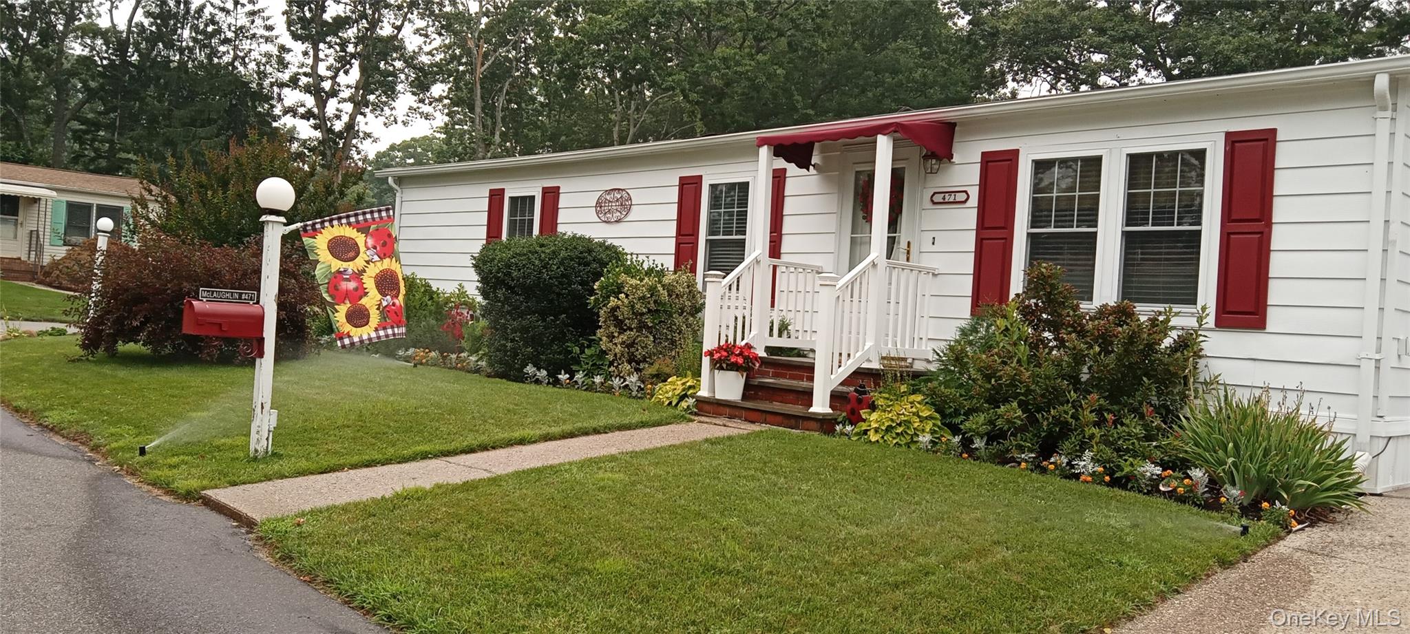 1661 Old Country Rd, Unit 471