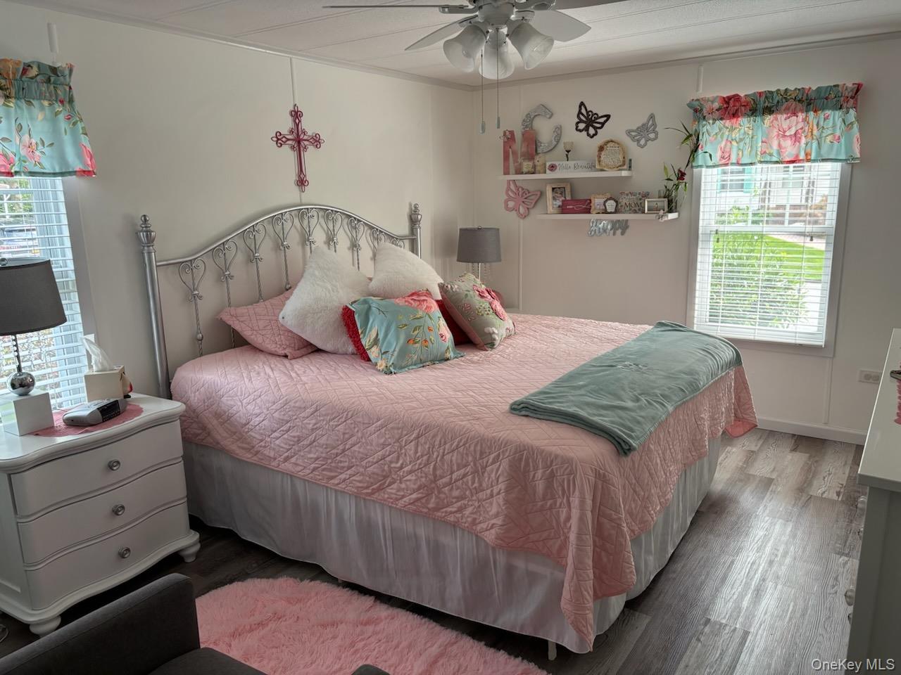 1661 Old Country Rd, Unit 471 photo 15