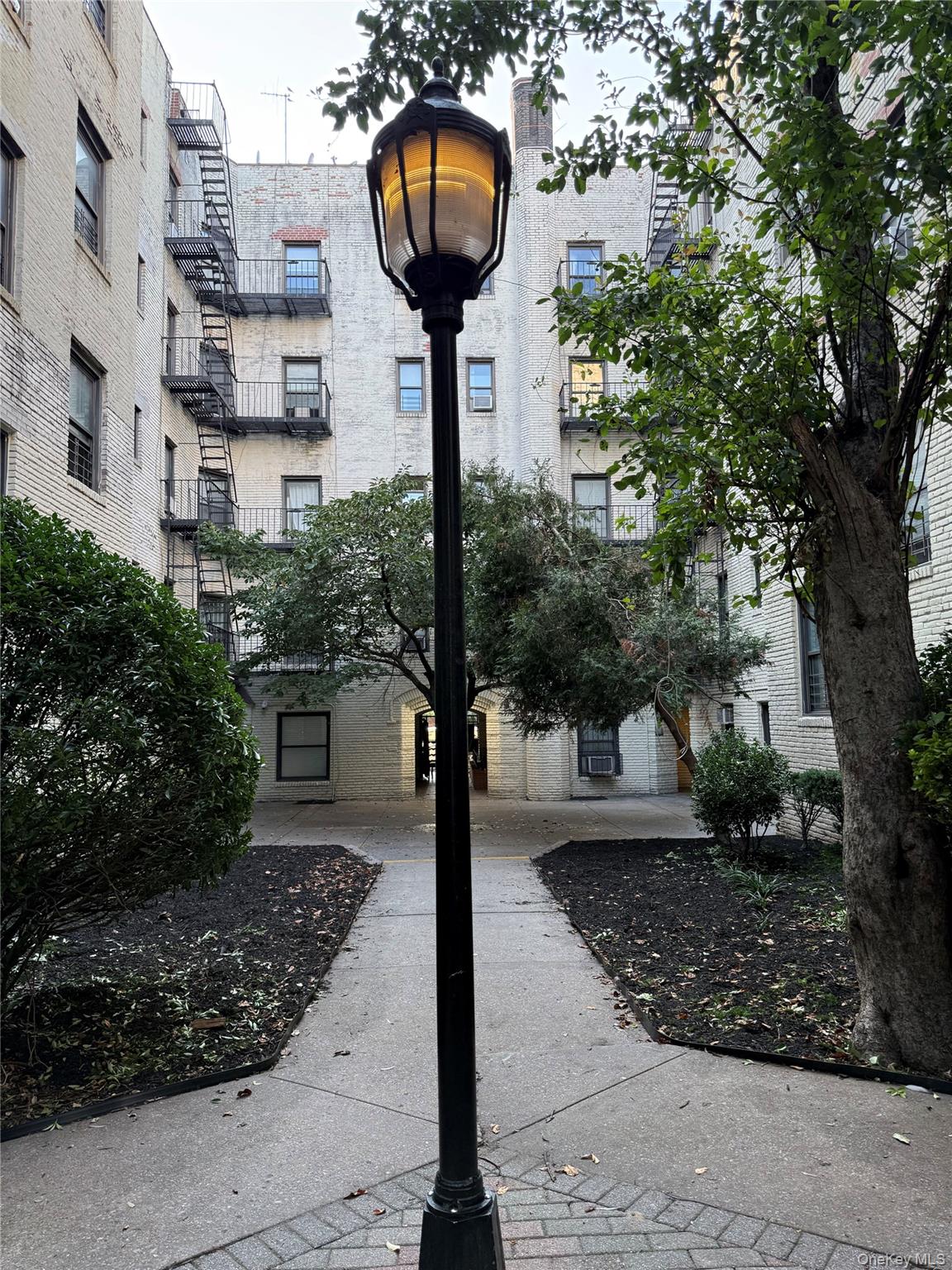 2167 33rd Street, Unit 3H photo 17