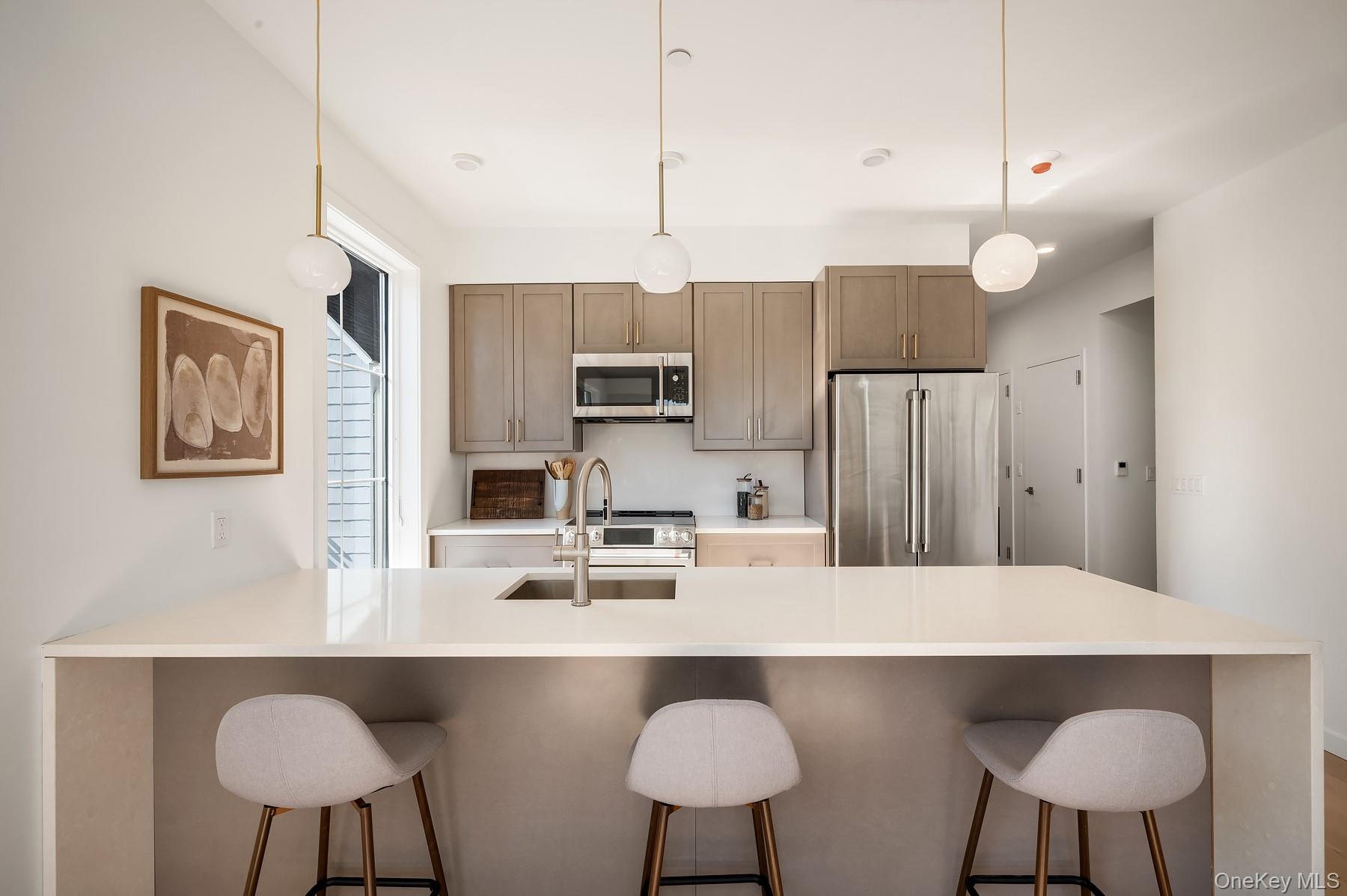 7 S Highland Avenue, Unit 107 photo 2