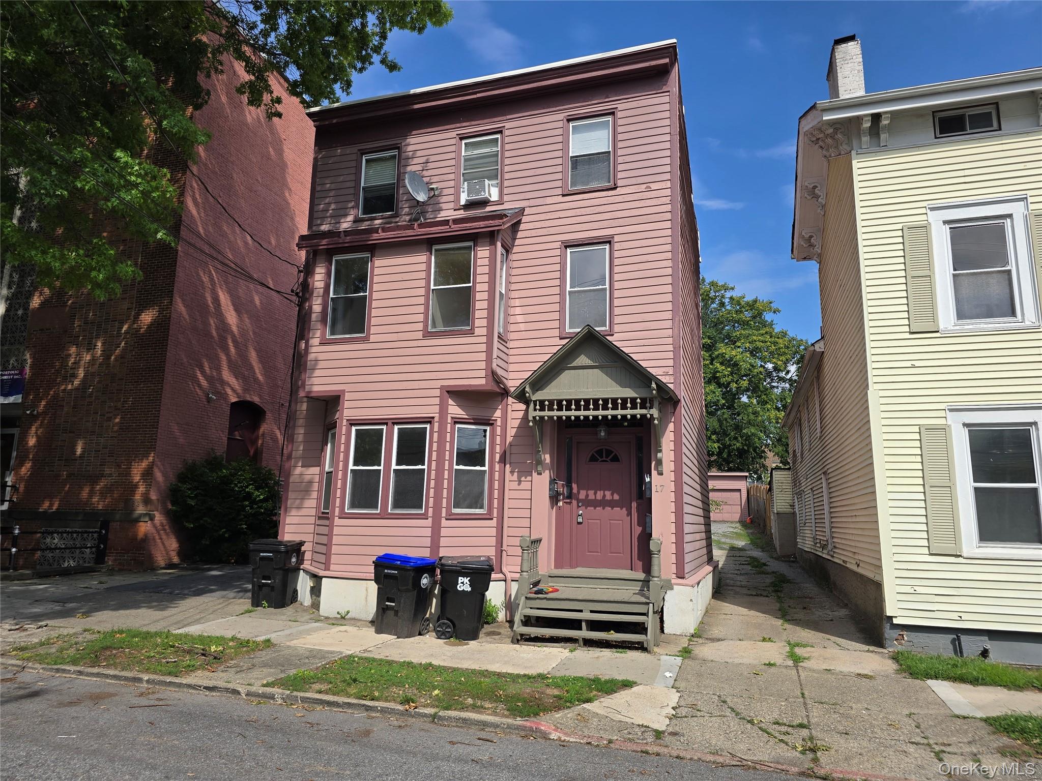 17 N Clover Street – For Sale photo 4