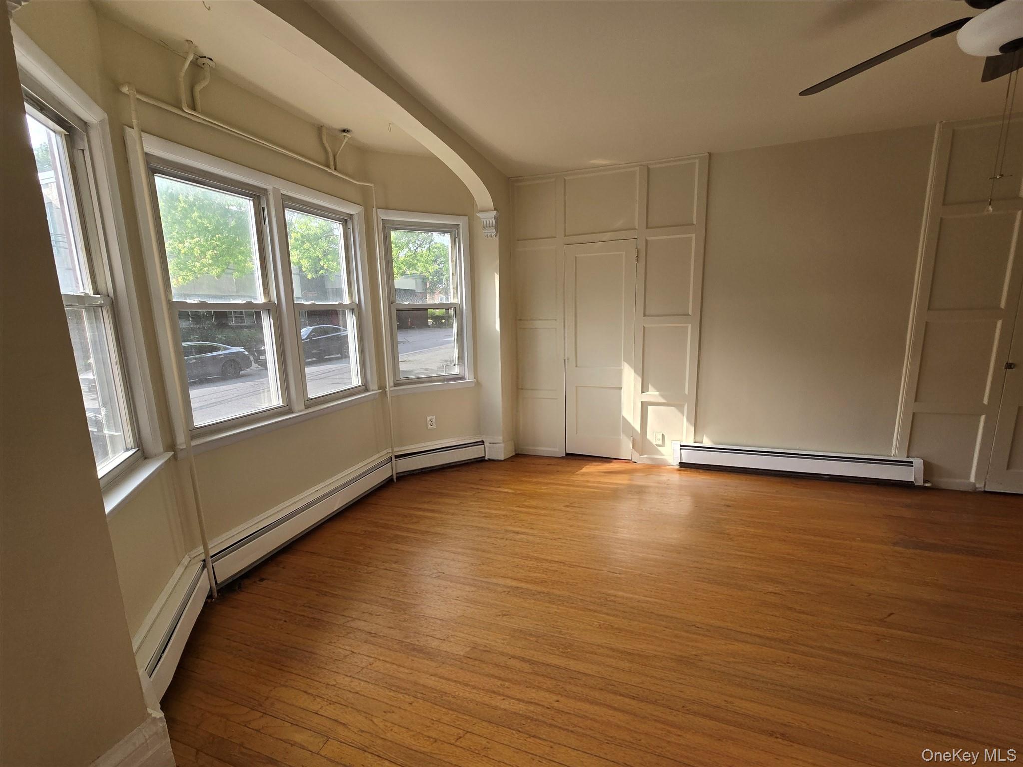 17 N Clover Street – For Sale photo 2