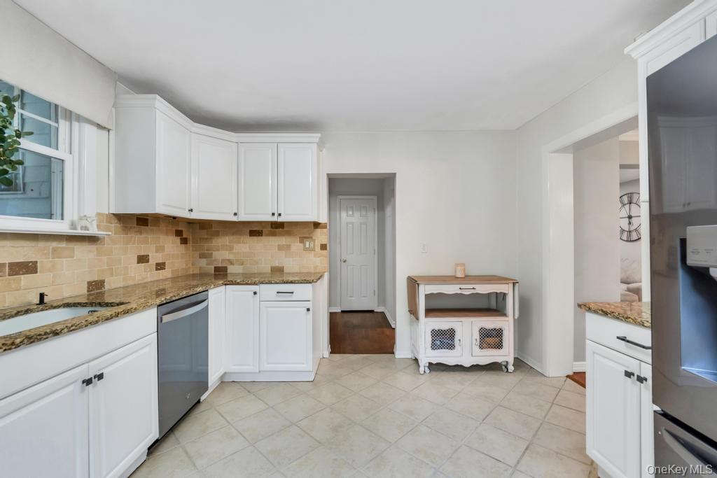 214 1st Street – For Sale photo 15