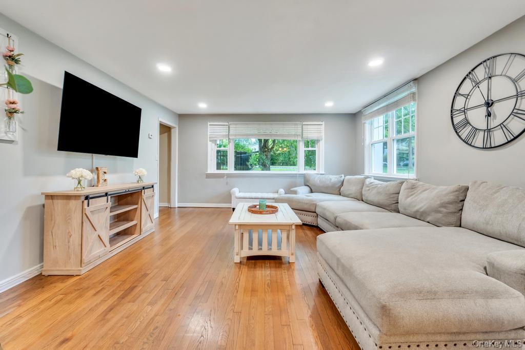 214 1st Street – For Sale photo 9