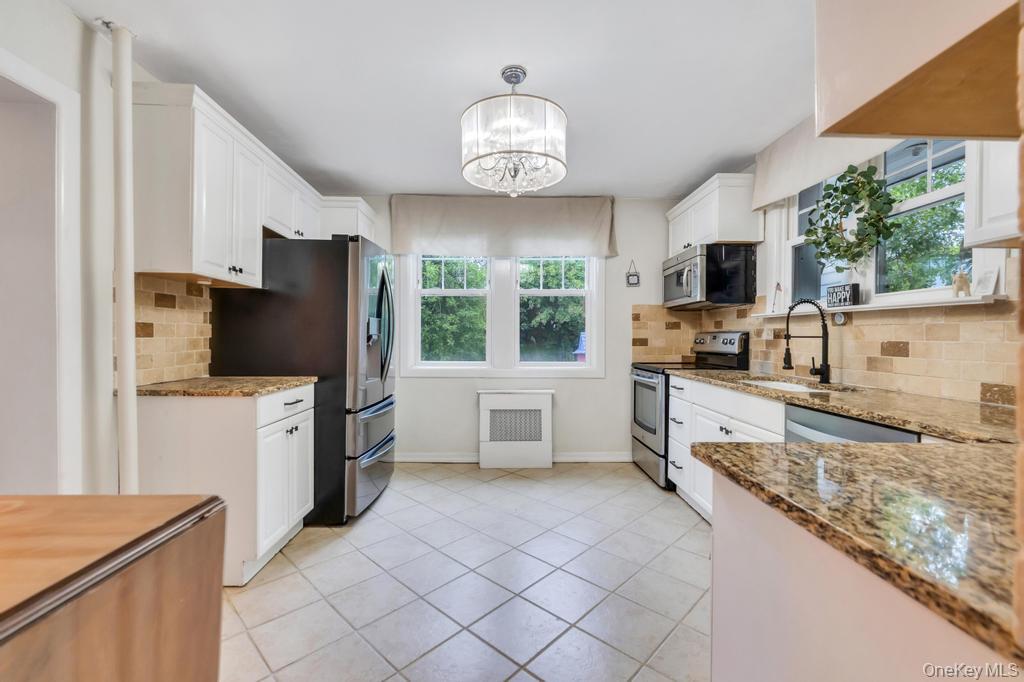 214 1st Street – For Sale photo 13