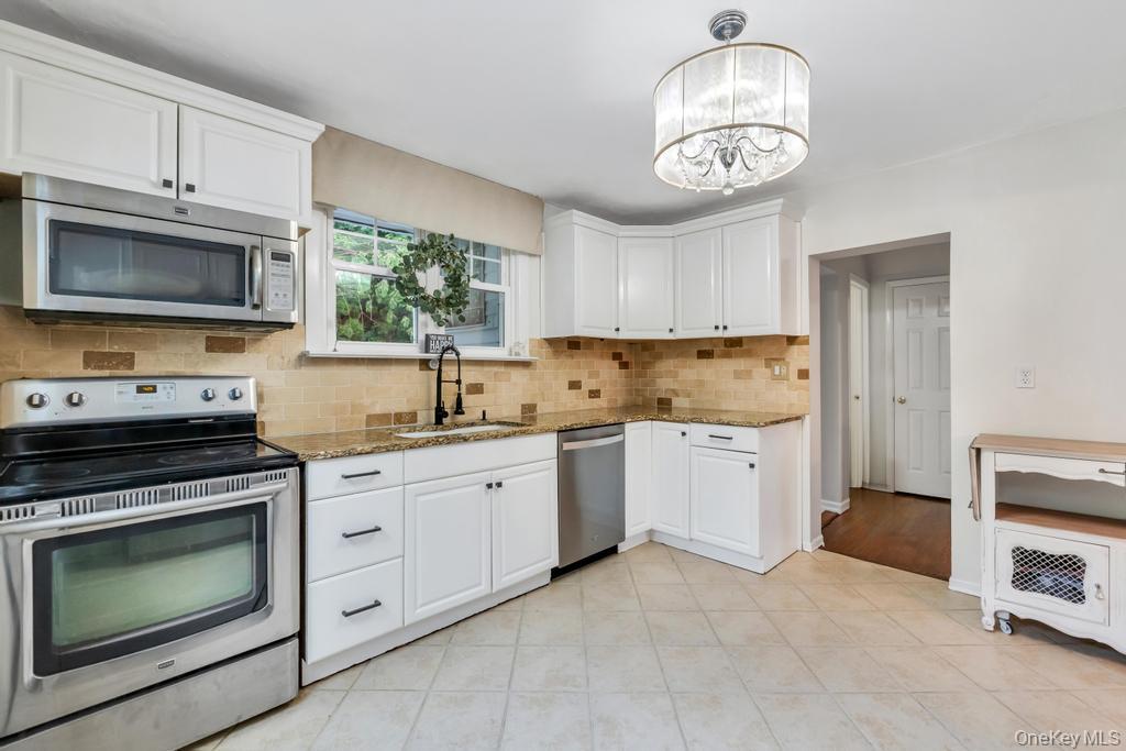 214 1st Street – For Sale photo 17