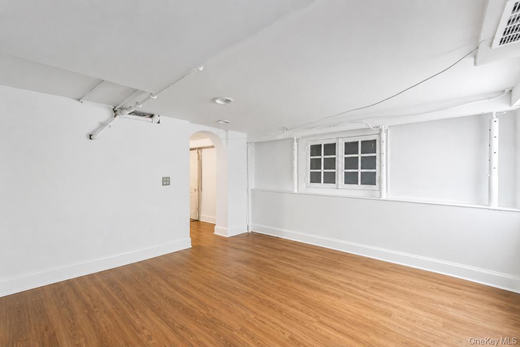 214 1st Street – For Sale photo 32