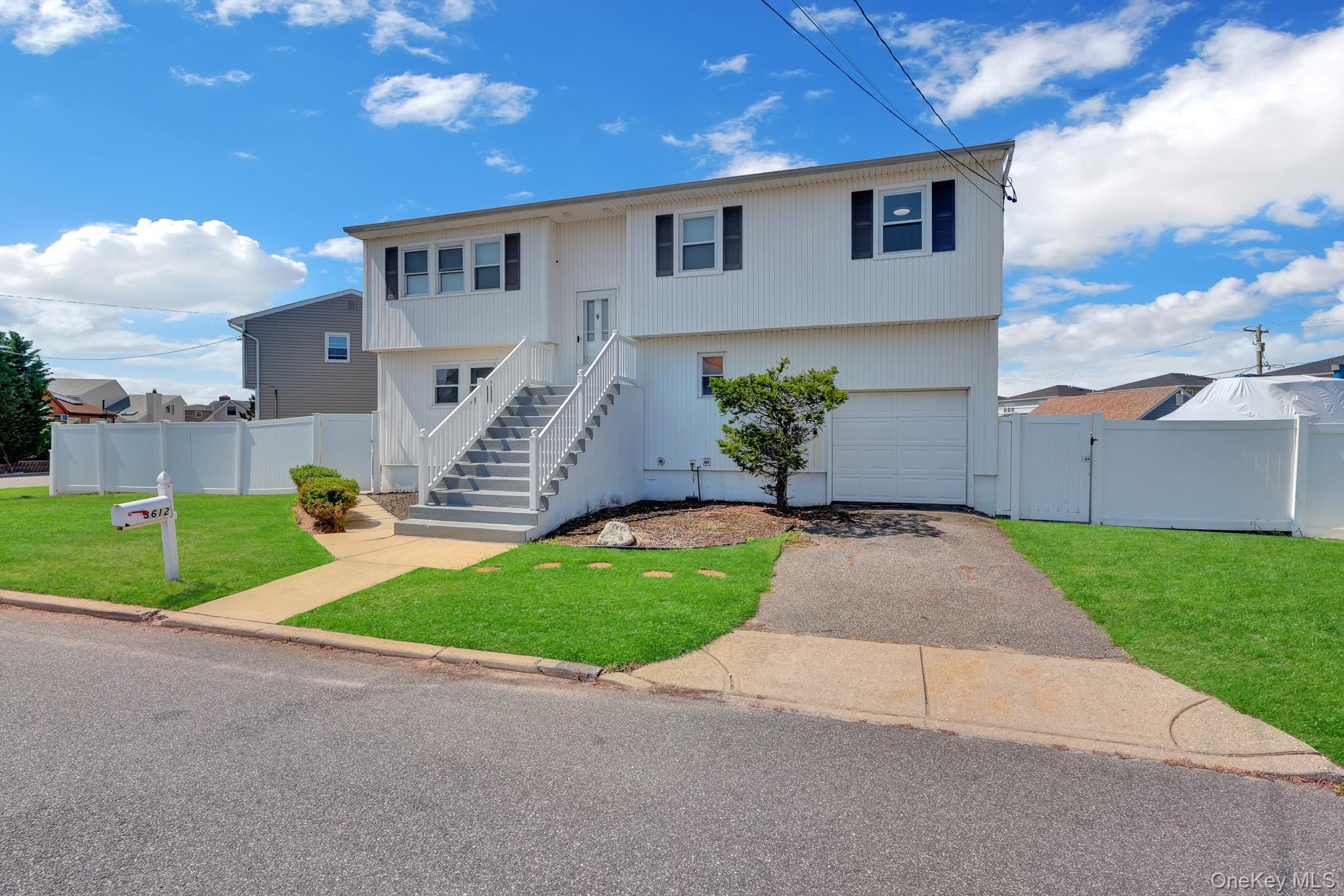 3612 Somerset Drive – For Sale photo 36