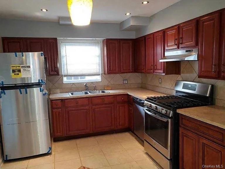 14043 172nd Street – For Sale