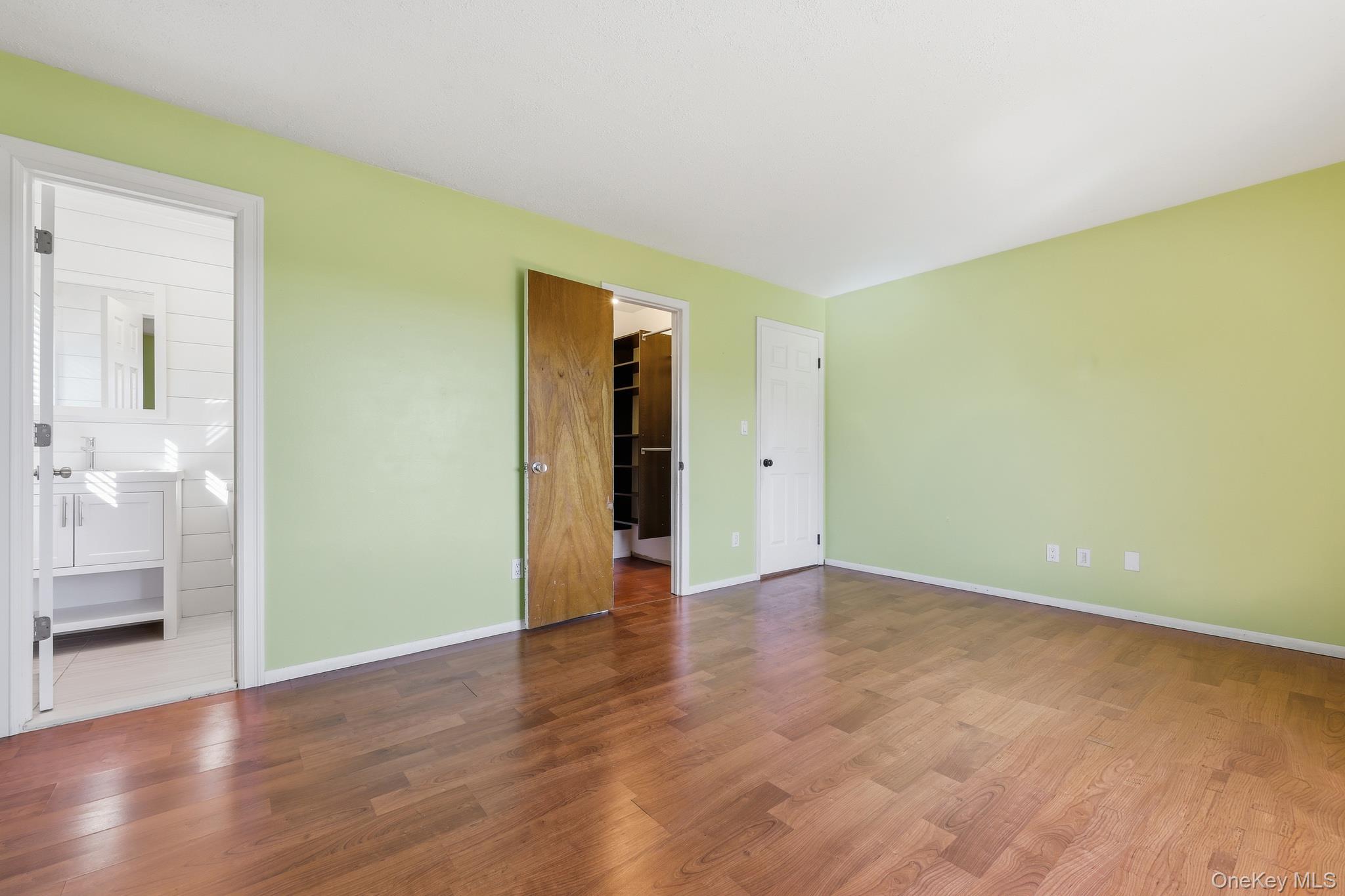 239 Country Club Lane – For Sale photo 21