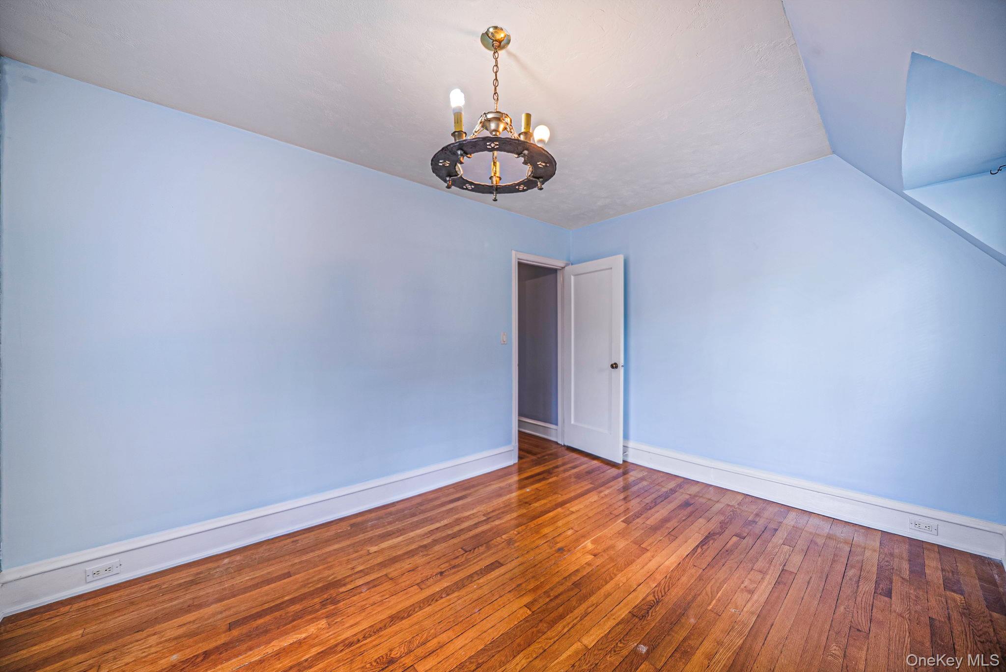 18240 Avon Road – For Sale photo 22