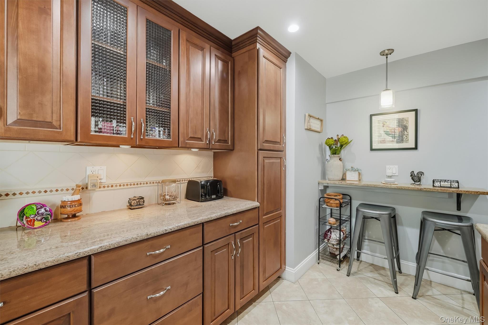125 Bronx River Road, Unit 2F photo 19