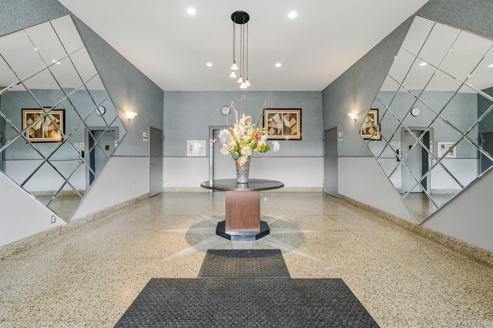 125 Bronx River Road, Unit 2F photo 2
