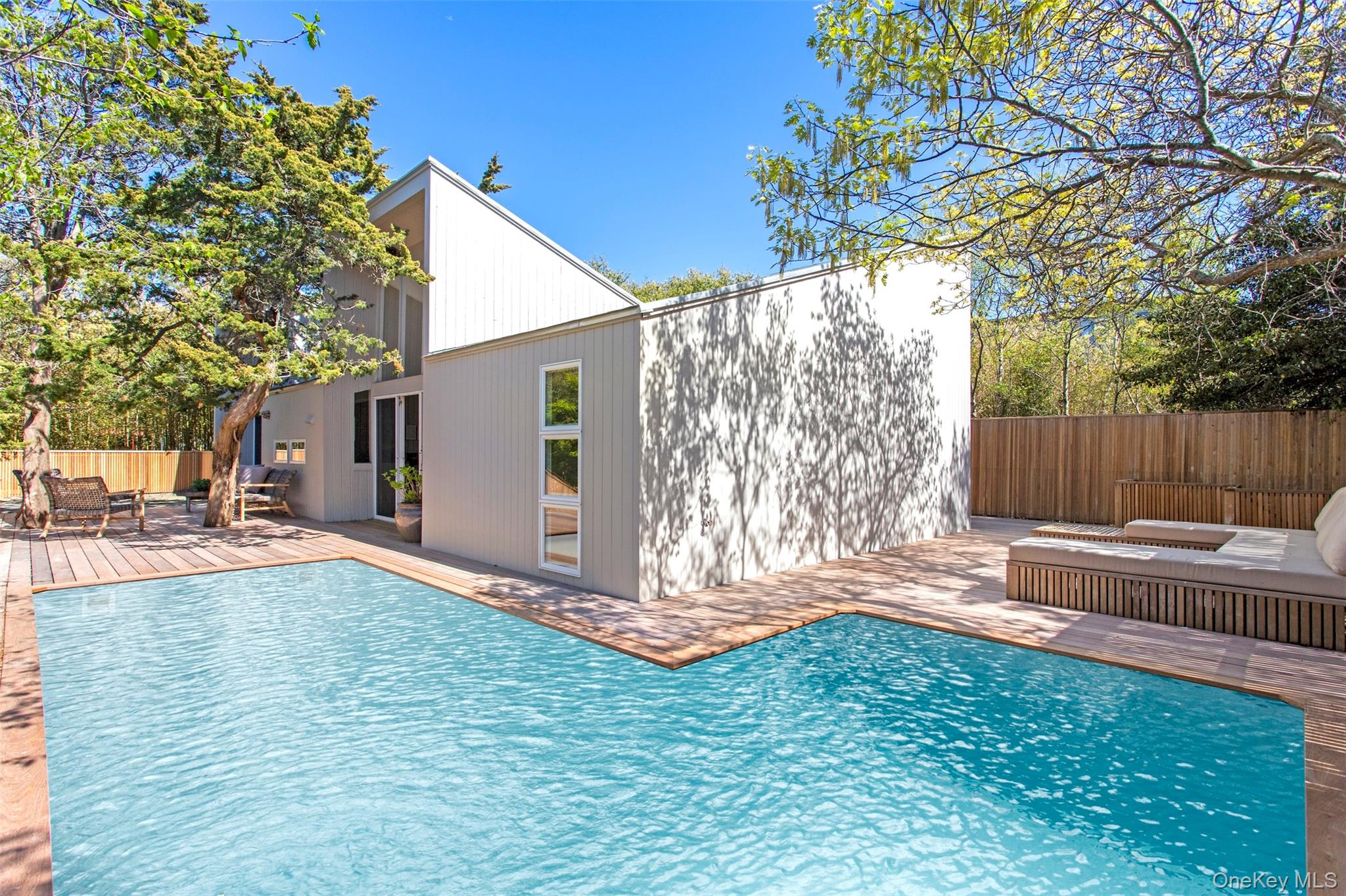 487 Tarpon Walk – For Sale