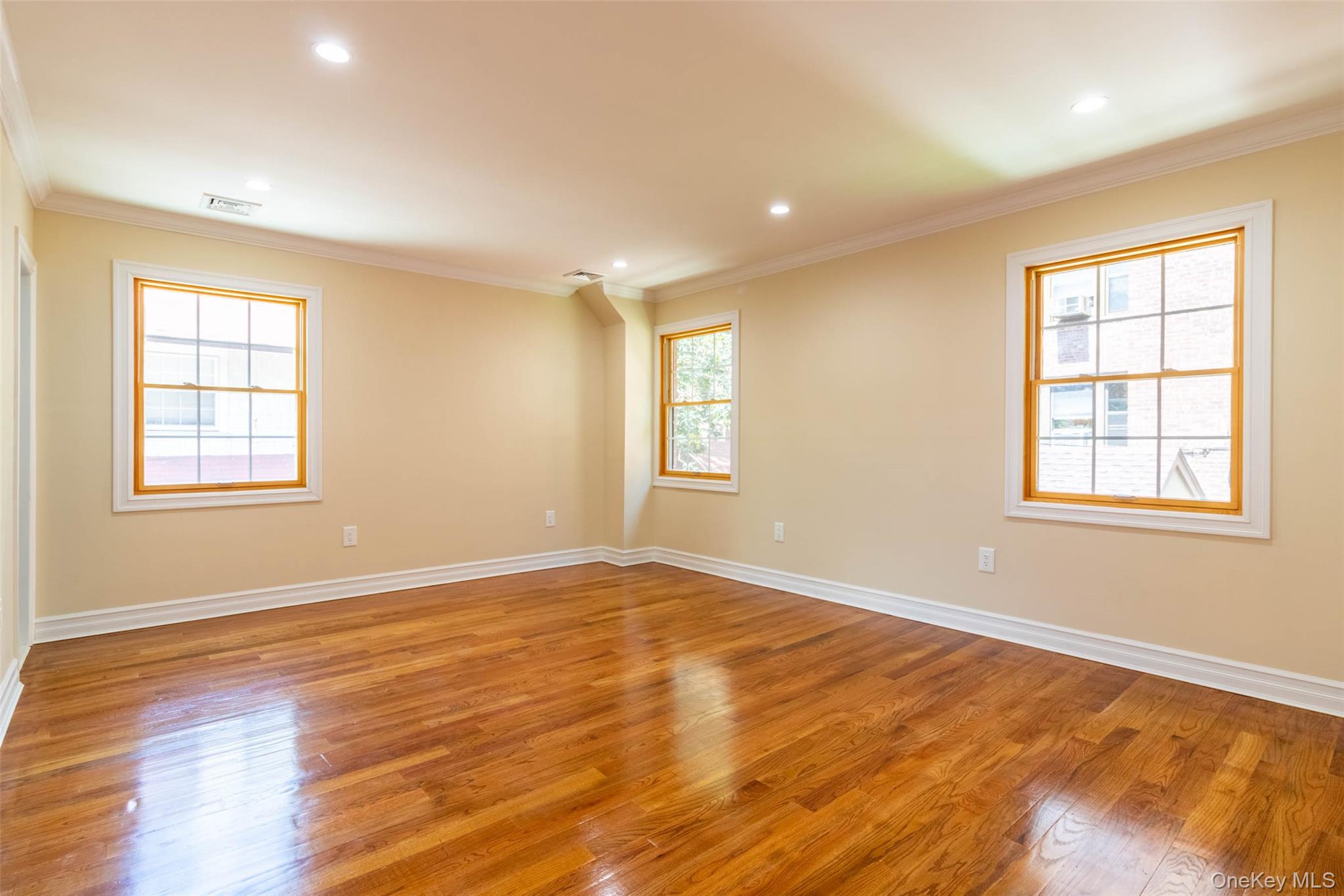 8431 Beverly Road – For Rent photo 10