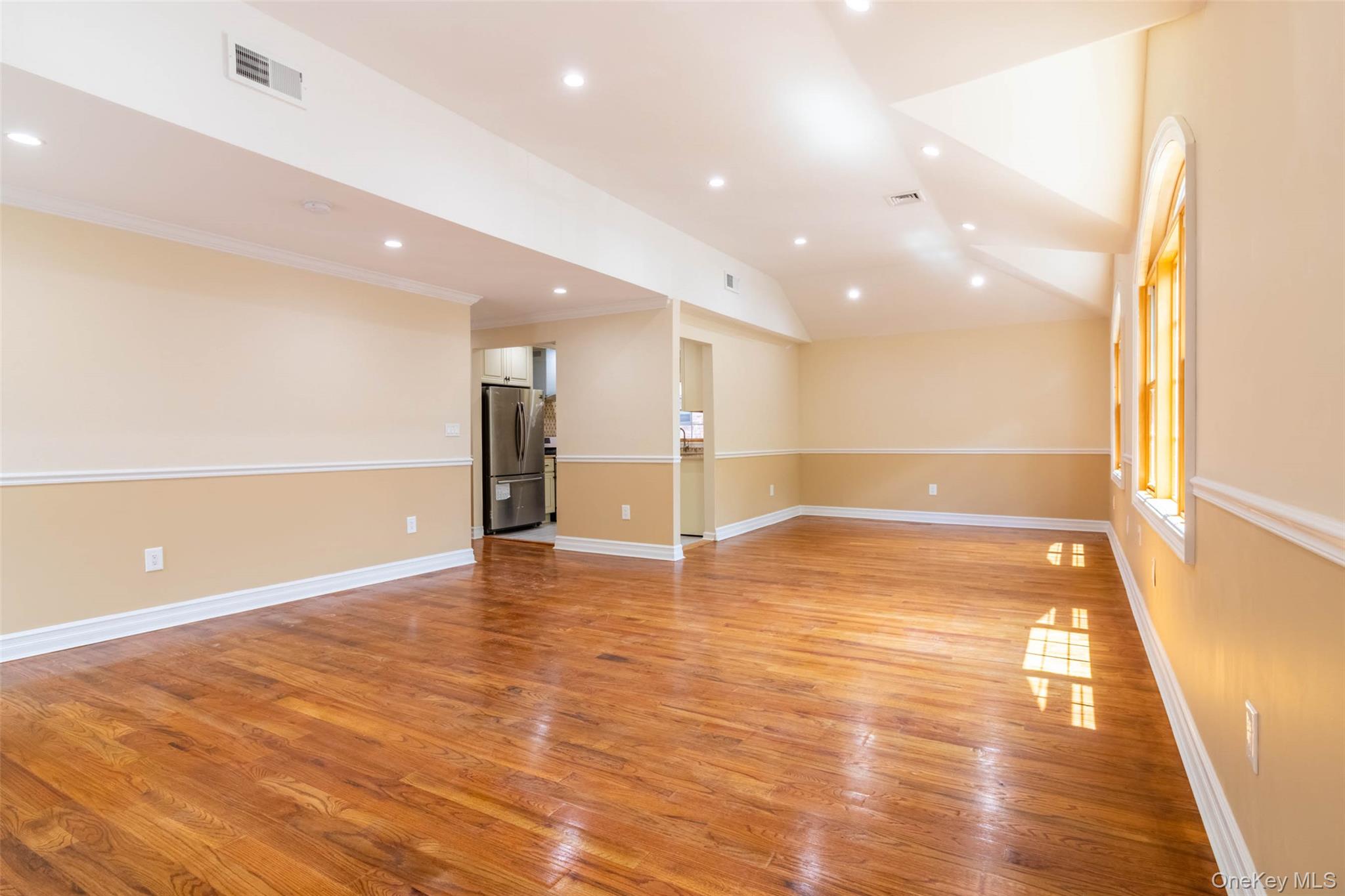 8431 Beverly Road – For Rent photo 4
