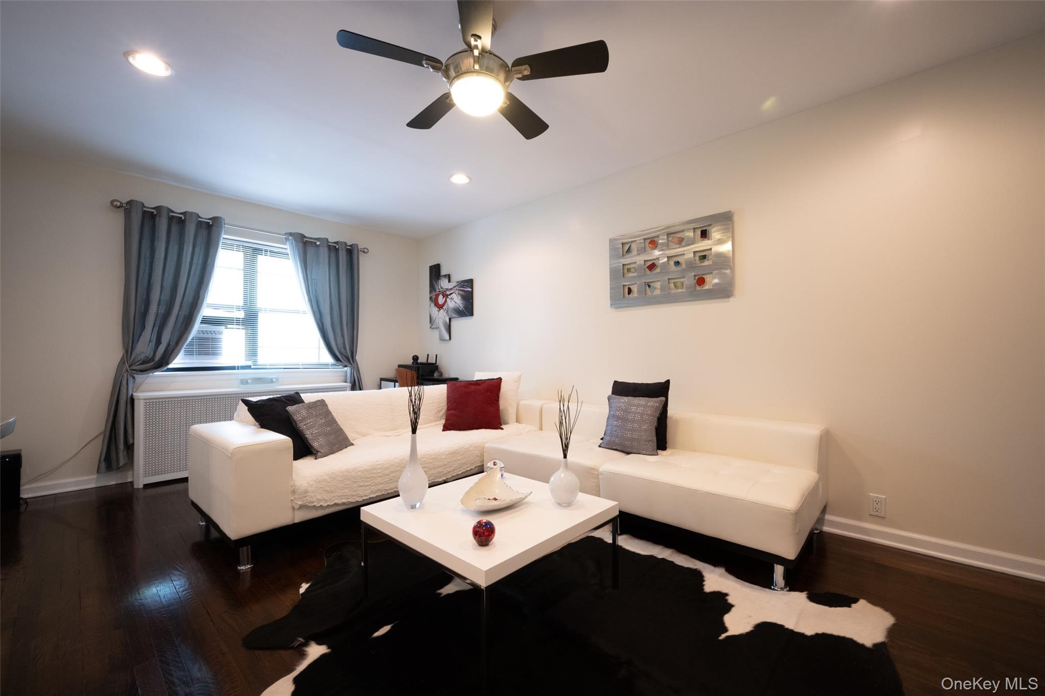 62 Manchester Road, Unit 2L photo 4