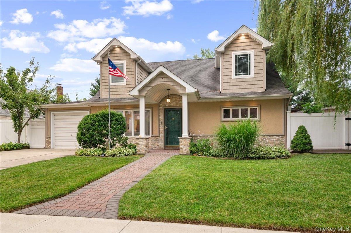3850 Jean Avenue – For Sale