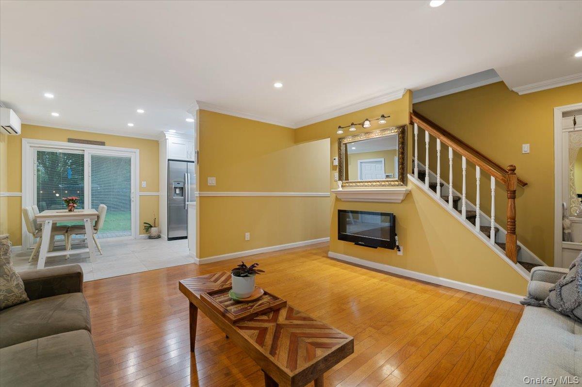 3850 Jean Avenue – For Sale photo 3