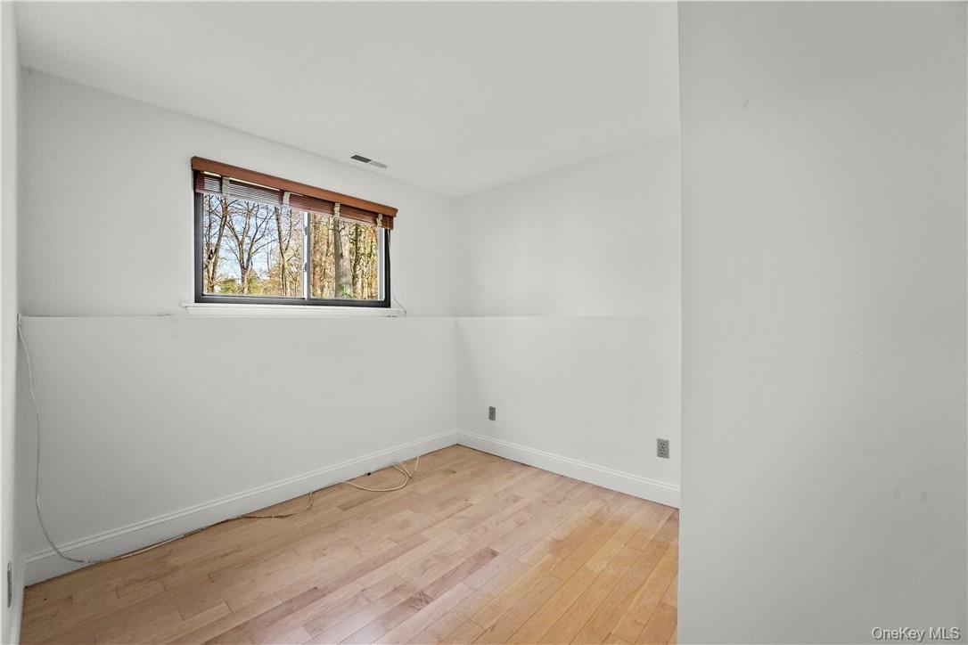 6 Scarborough Circle – For Rent photo 25