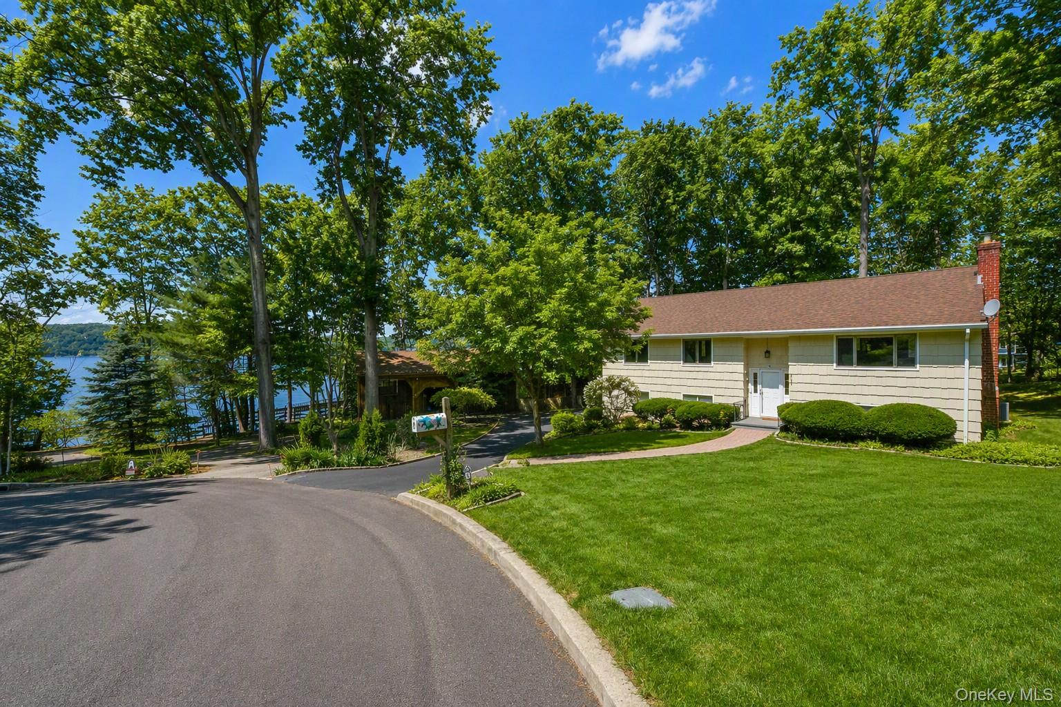 6 Scarborough Circle – For Rent photo 2